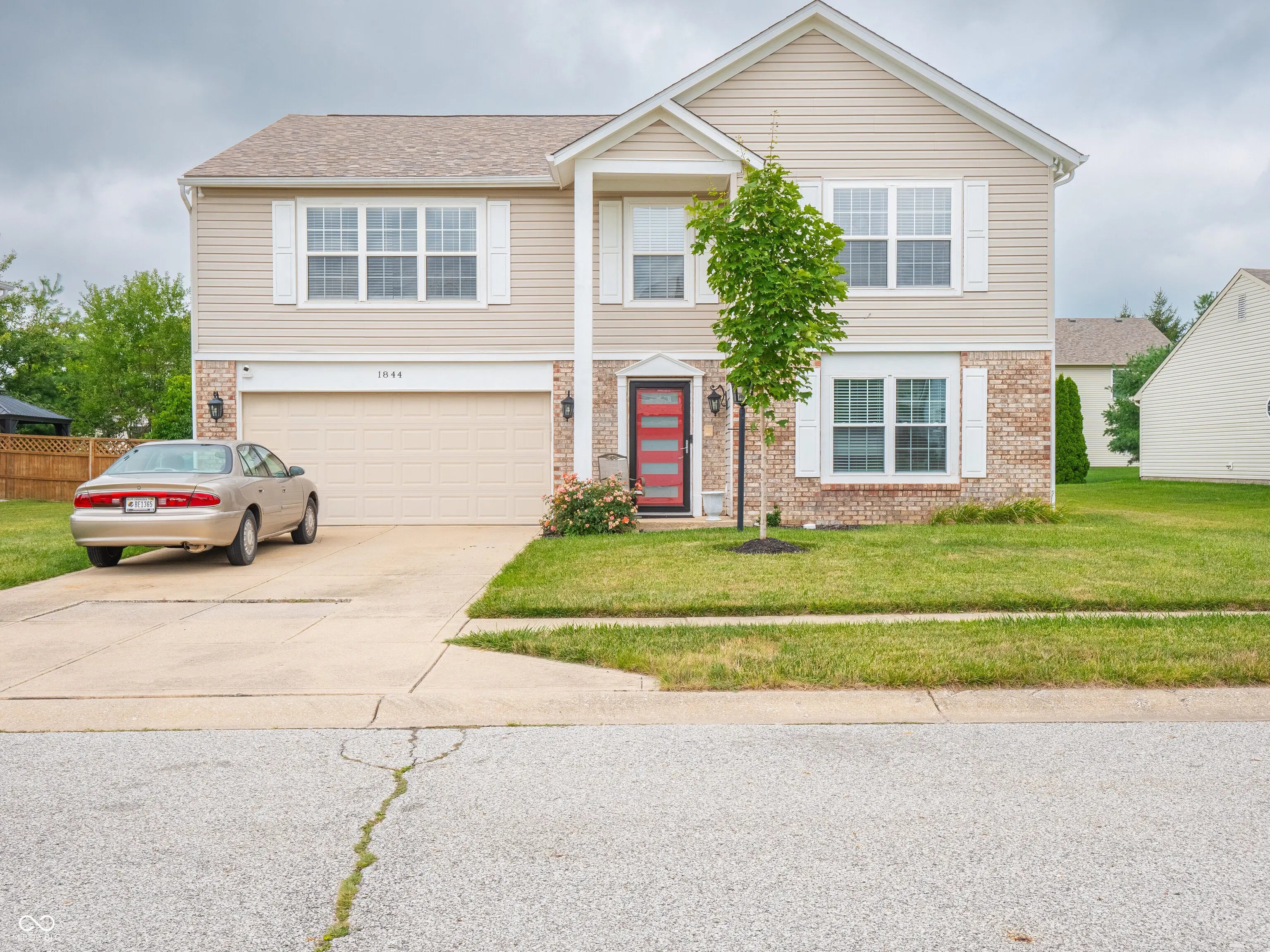 Photo of 1844 Creekside Drive Brownsburg, IN 46112