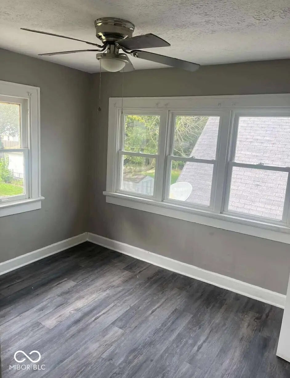 914 N Tuxedo Street MLS 22051174 Adams George F photo 2