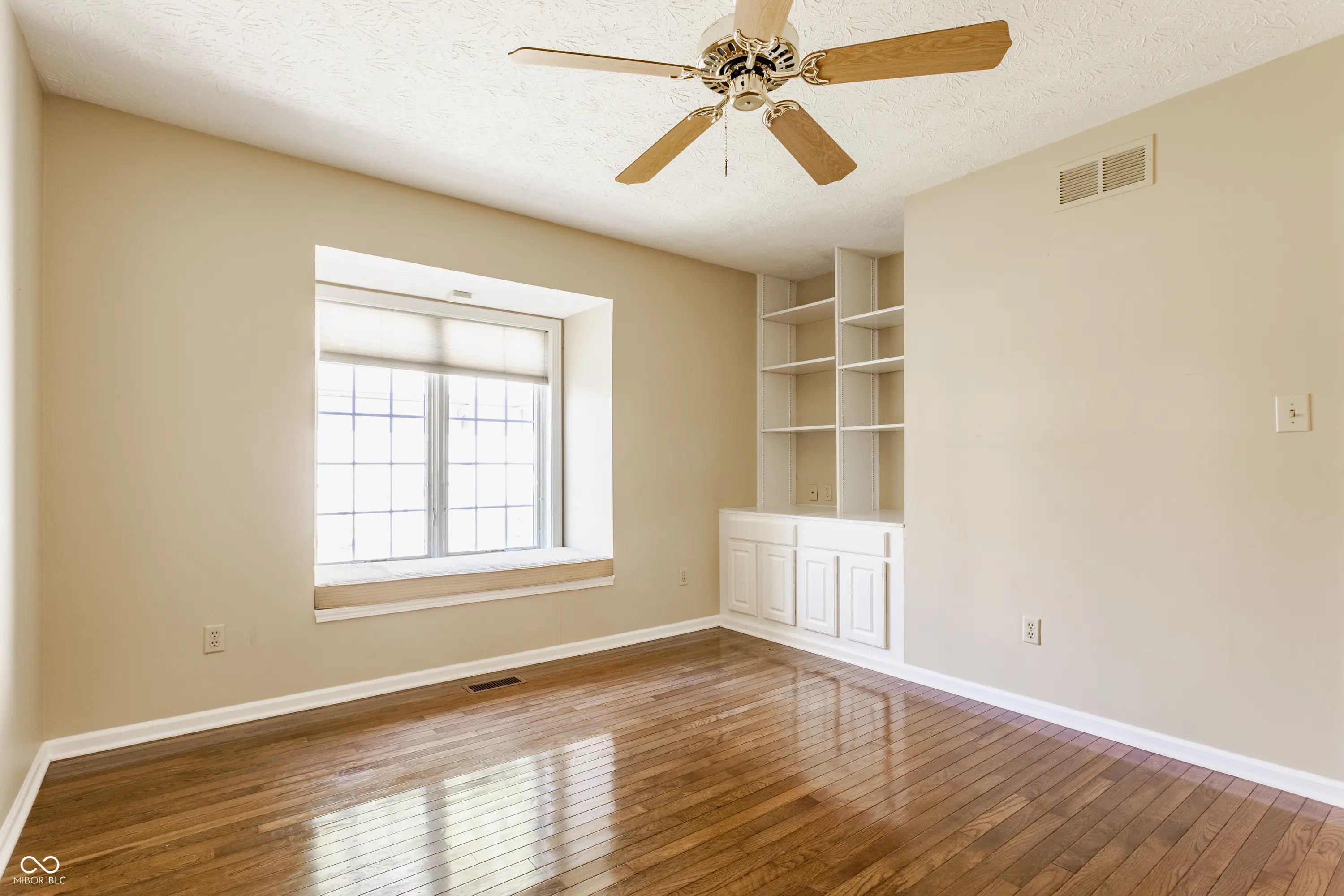 1732 Creekside Lane W MLS 22051214 Creekside photo 27