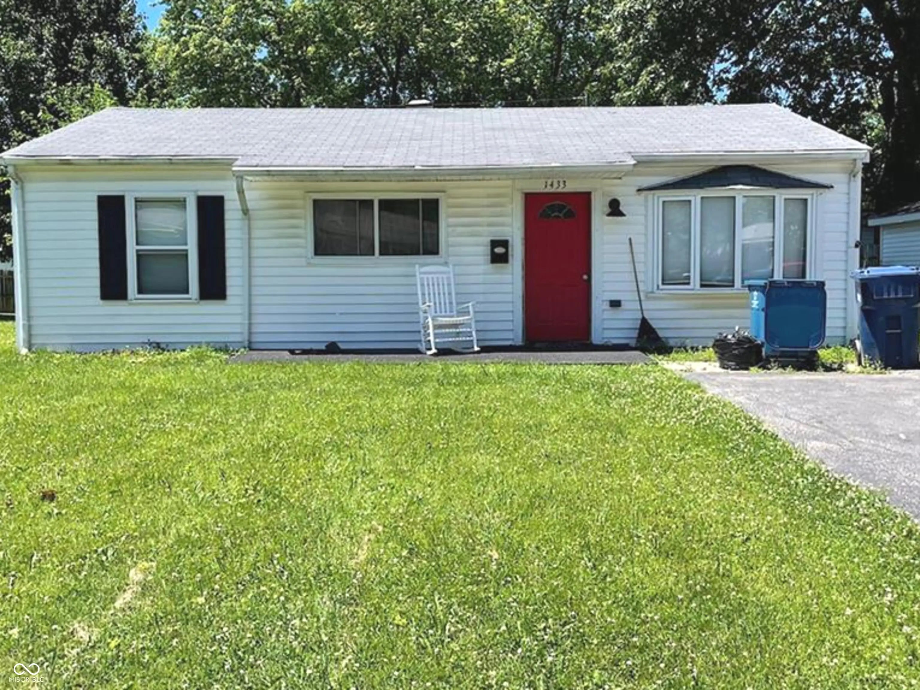 Photo of 1433 Hillcrest Drive Noblesville, IN 46060