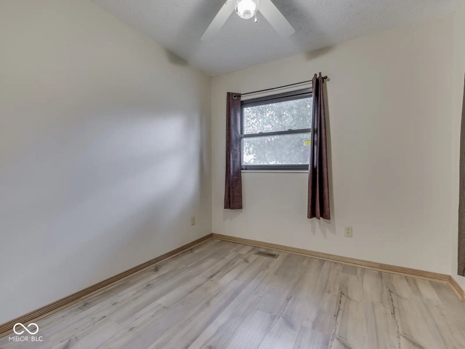 40 Village Road MLS 22051251 Three Notch Village photo 63