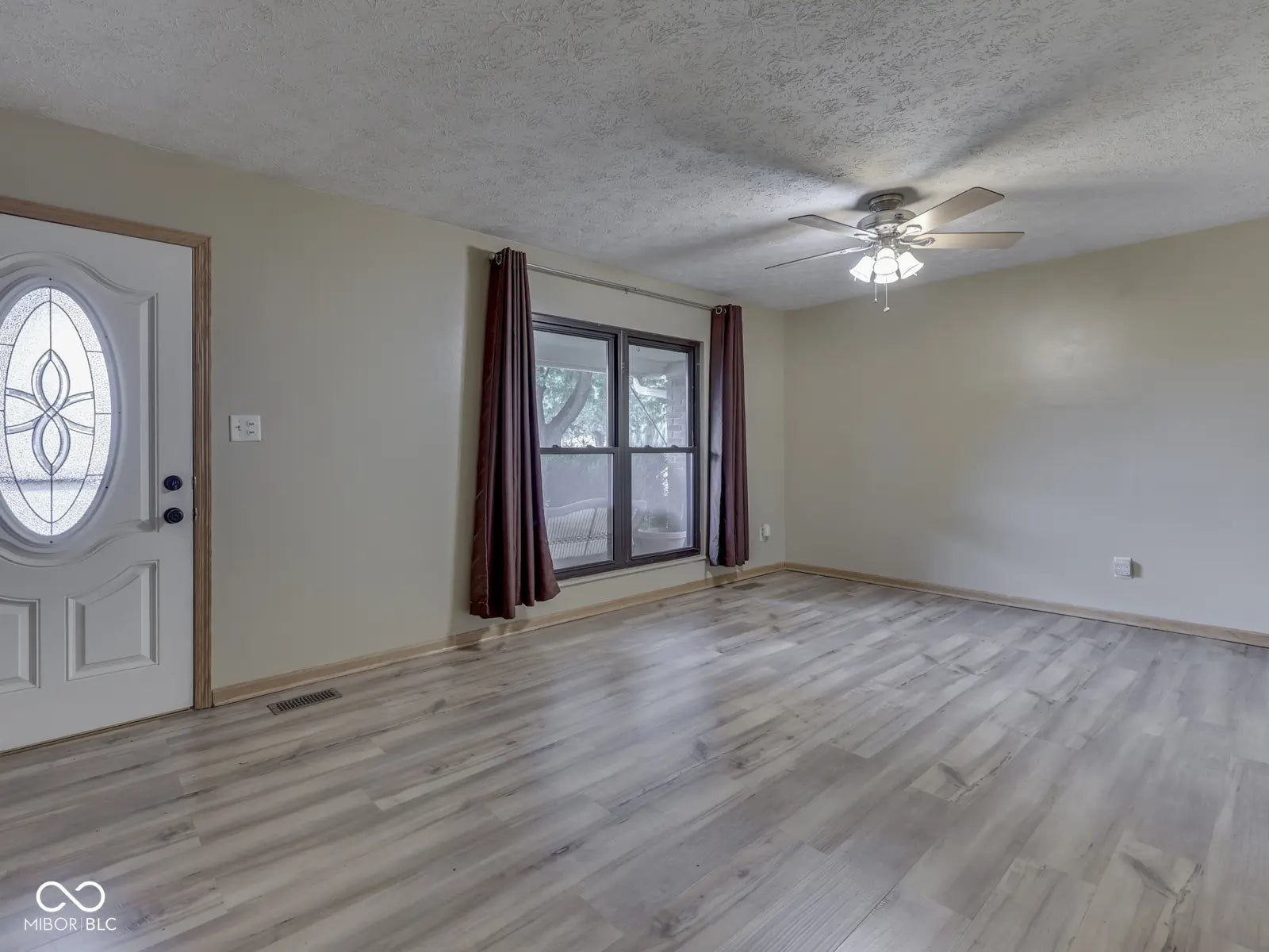 40 Village Road MLS 22051251 Three Notch Village photo 8