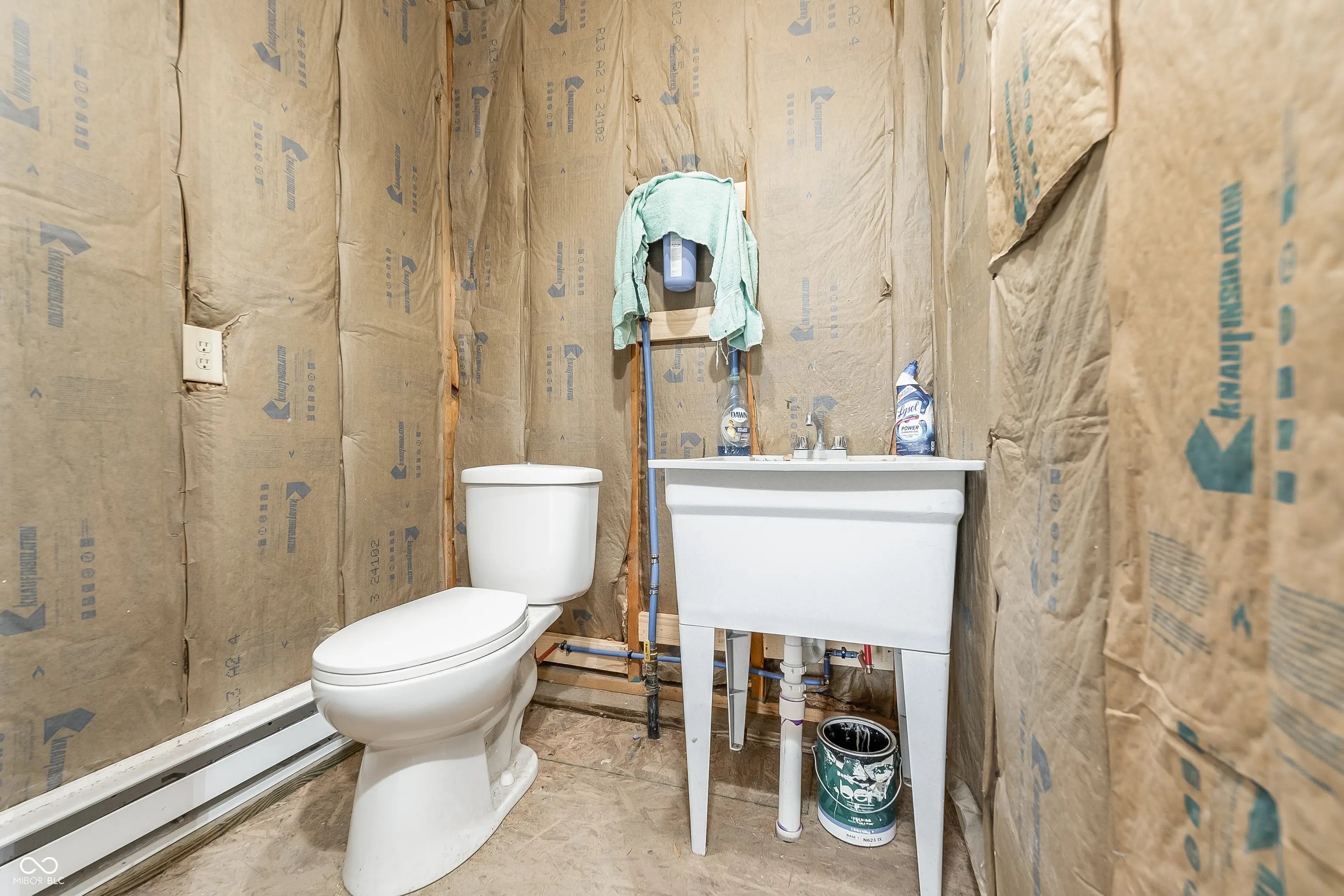 200 W Main Street MLS 22051274 No Subdivision photo 44