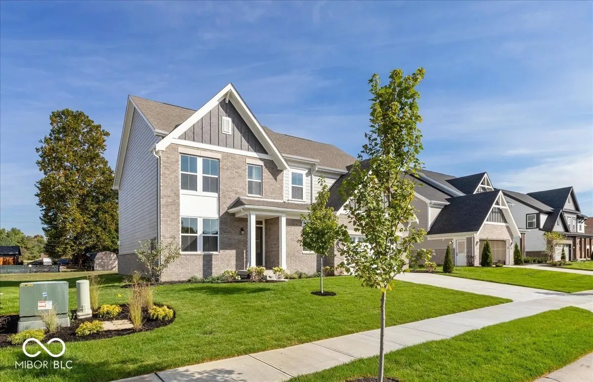 6928 Renoir Way MLS 22051396 Manors At Avon photo 0