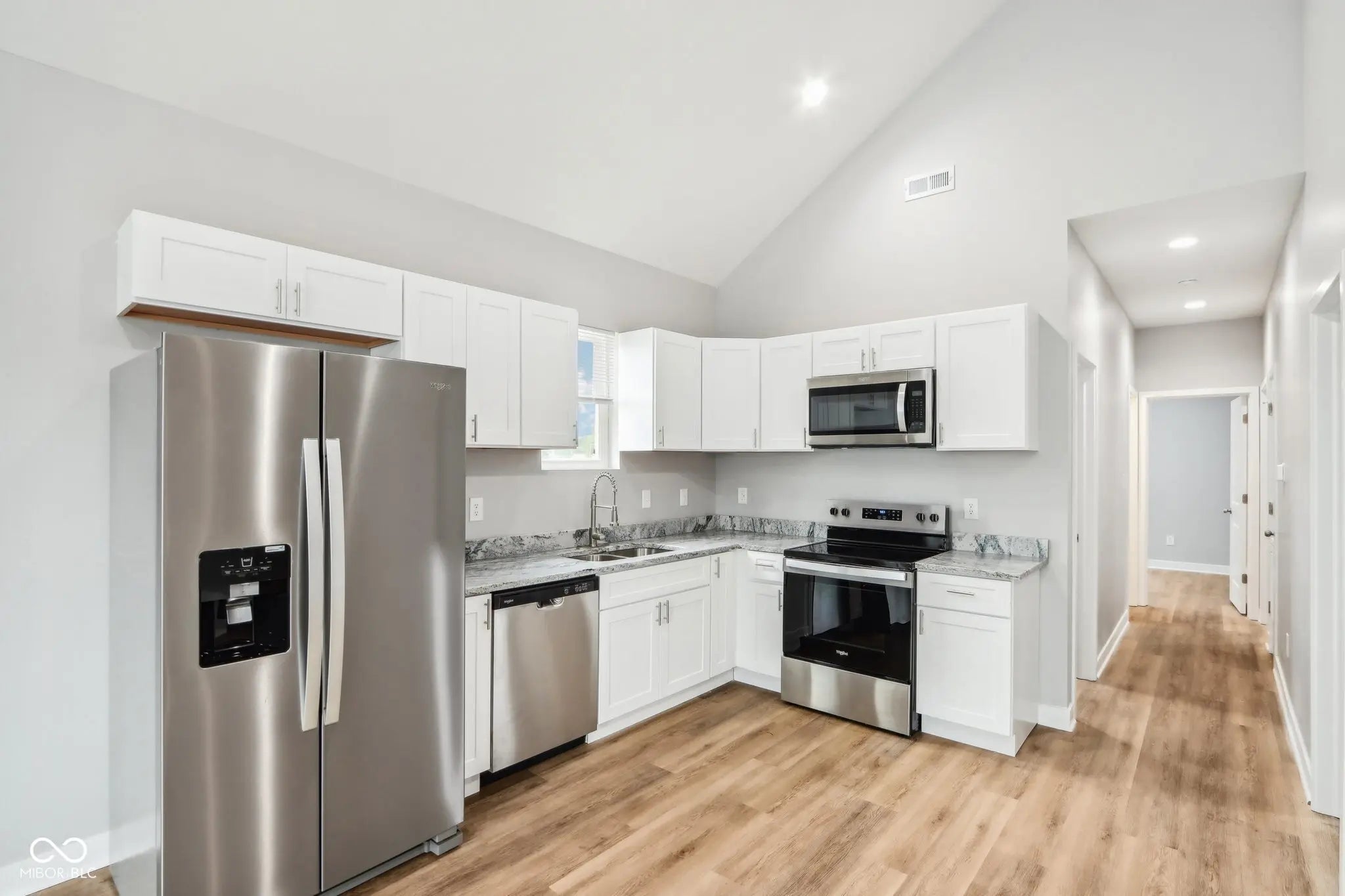 1717 Ingram Street MLS 22051421 I Fletchers Oak Hill photo 2