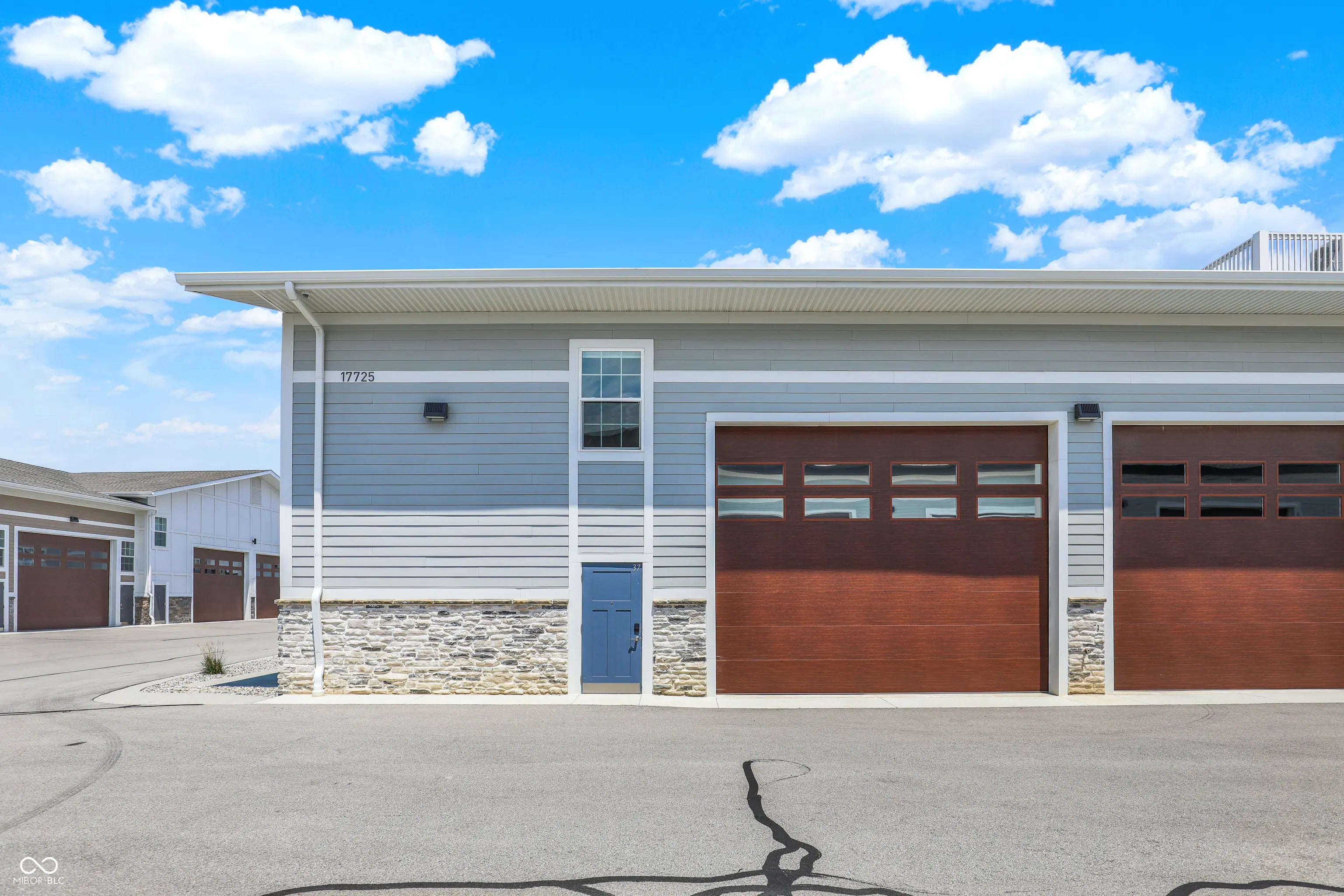 17725 Motor District Circle 37, Westfield