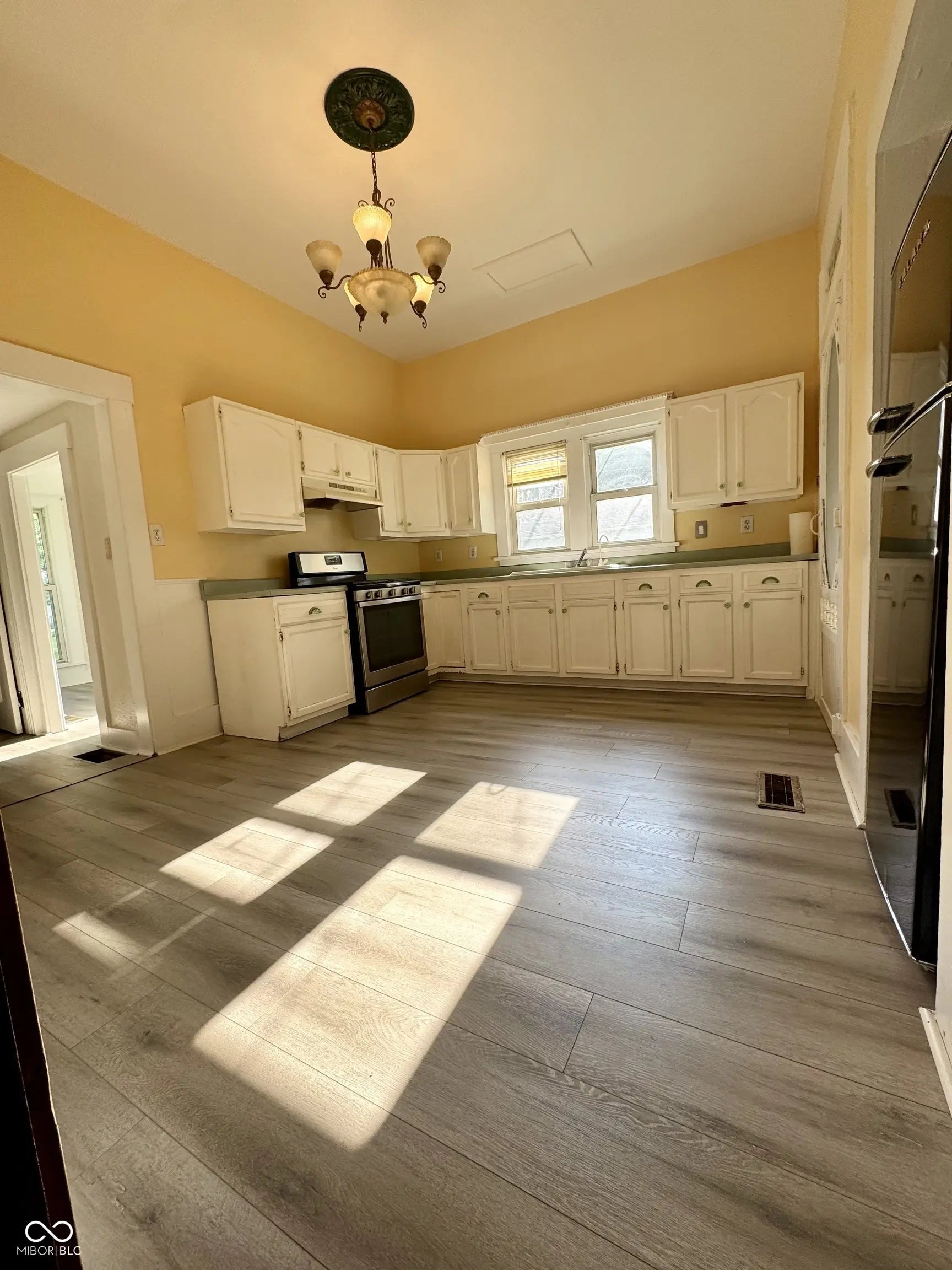 1302 5th Street MLS 22051589 No Subdivision photo 14