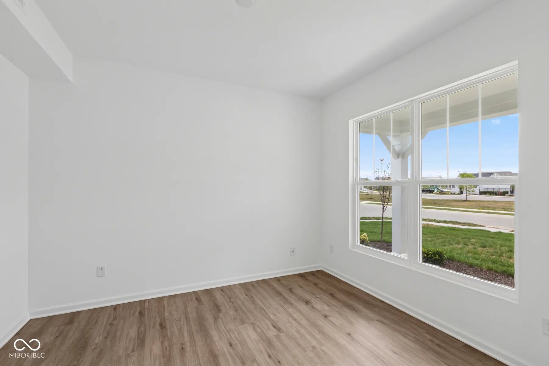 4050 Dutton Drive MLS 22051593 Sawyer Walk photo 11