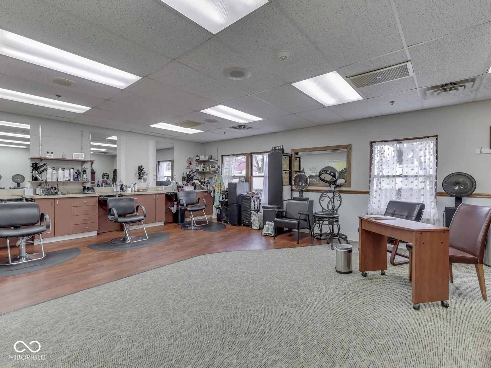 6407 Friendship Circle 15 MLS 22051885 Robin Run Village photo 28