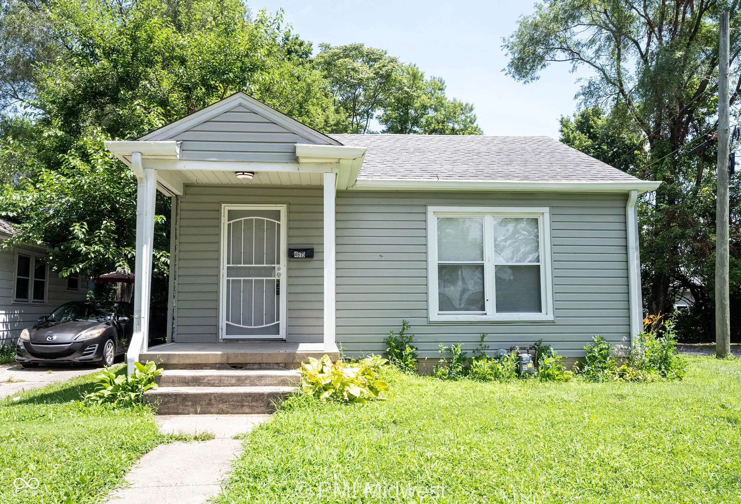 4615 Caroline Avenue, Indianapolis