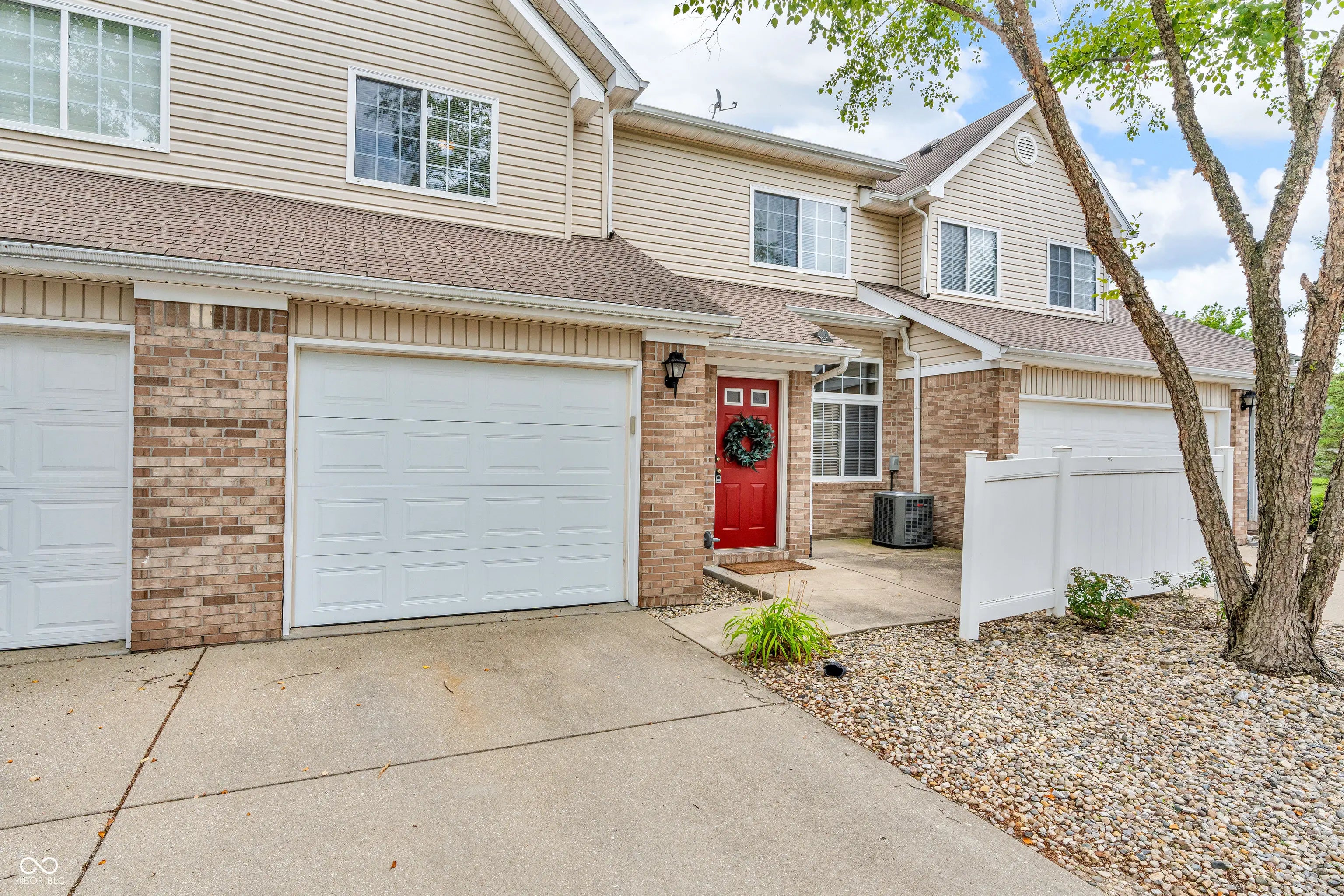8155 River Mist Lane, Indianapolis