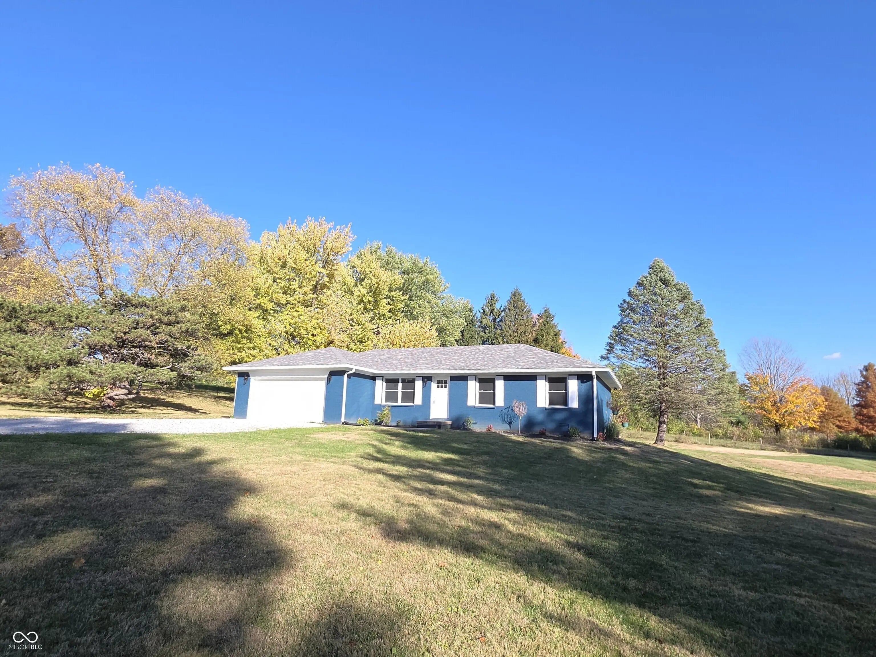 12087 N Cedarwood Drive, Mooresville