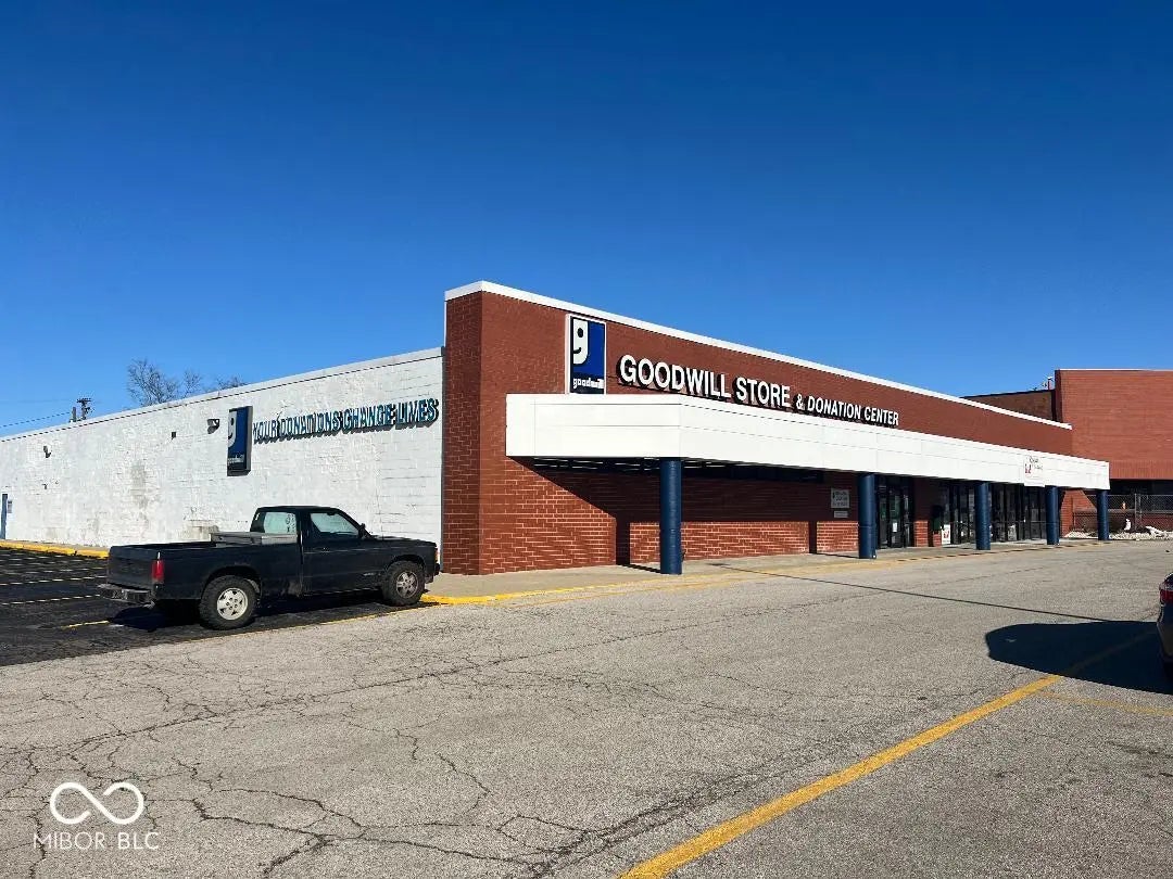 Photo of 1021 Indianapolis Road Greencastle, IN 46135