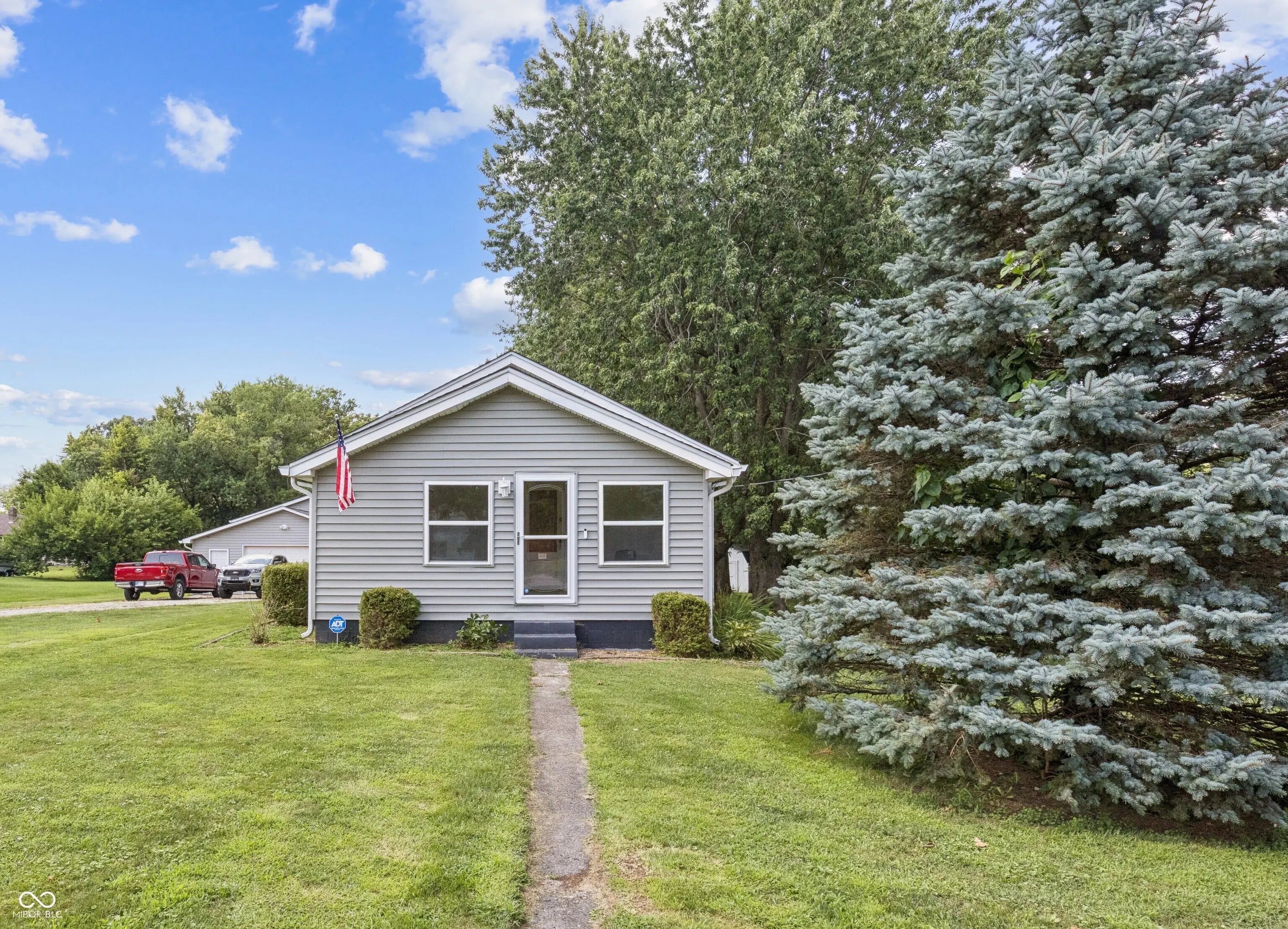 3608 E Sumner Avenue, Indianapolis