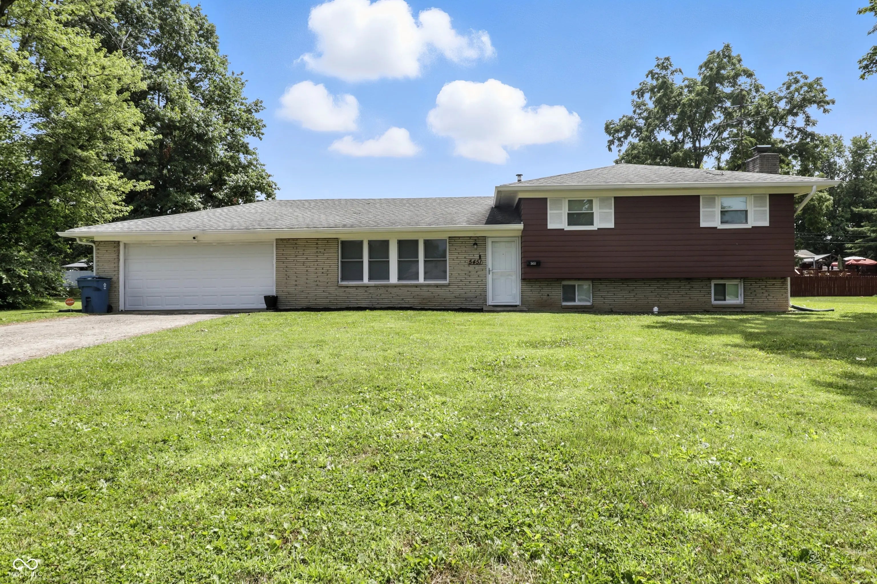 5451 Daniel Drive, Indianapolis