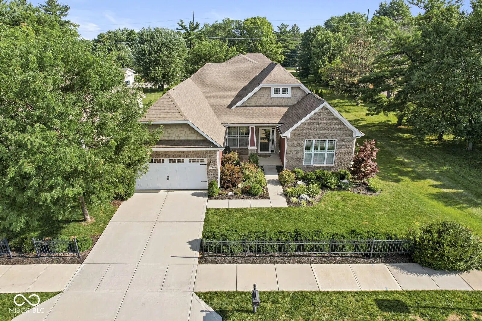 11864 Avedon Drive, Zionsville