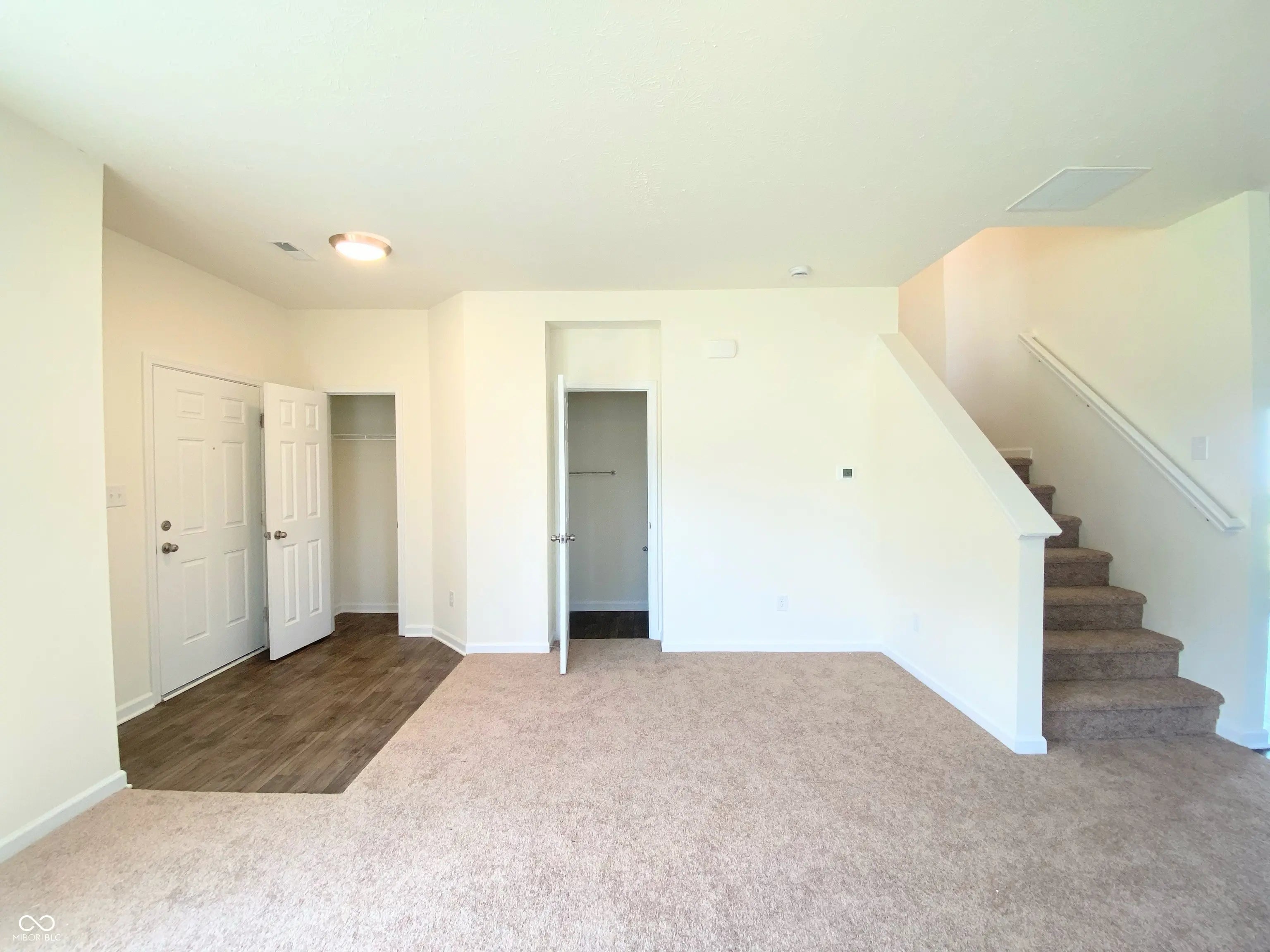 2021 Sandhill Drive, Seymour