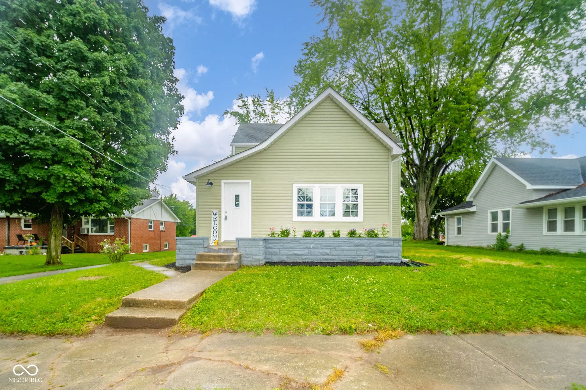 305 W Monroe Street, Alexandria