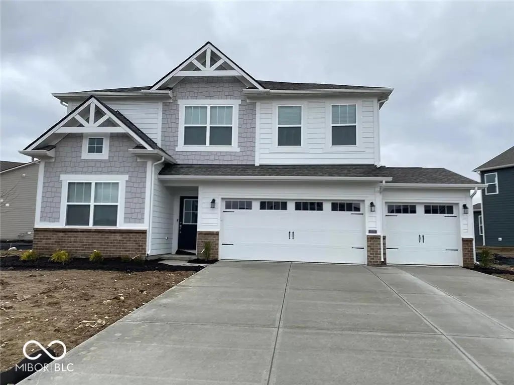 Photo of 17131 Seaboard Place Noblesville, IN 46062