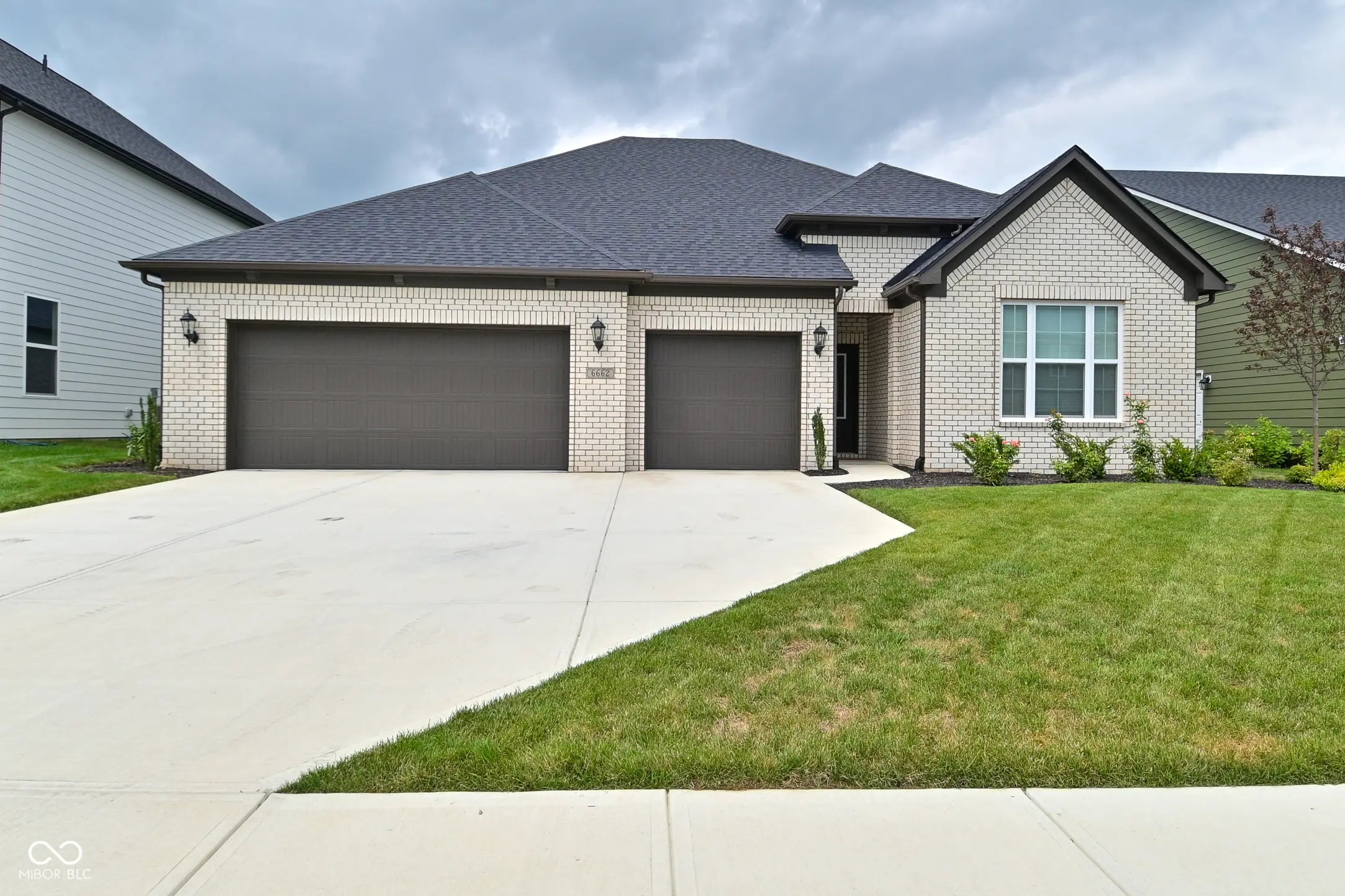 6662 Ambassador Drive, Plainfield