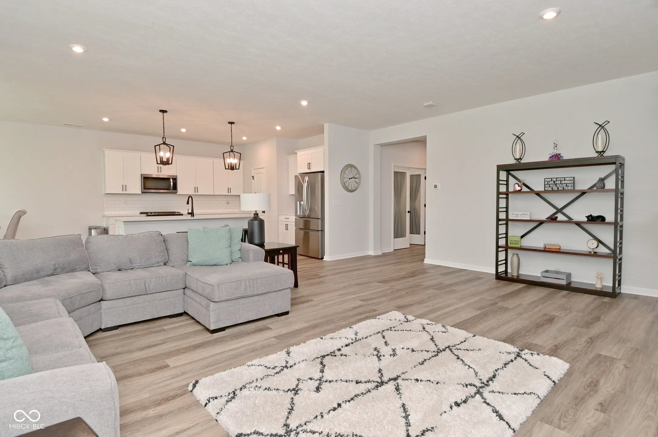 6662 Ambassador Drive MLS 22052114 Trescott photo 10