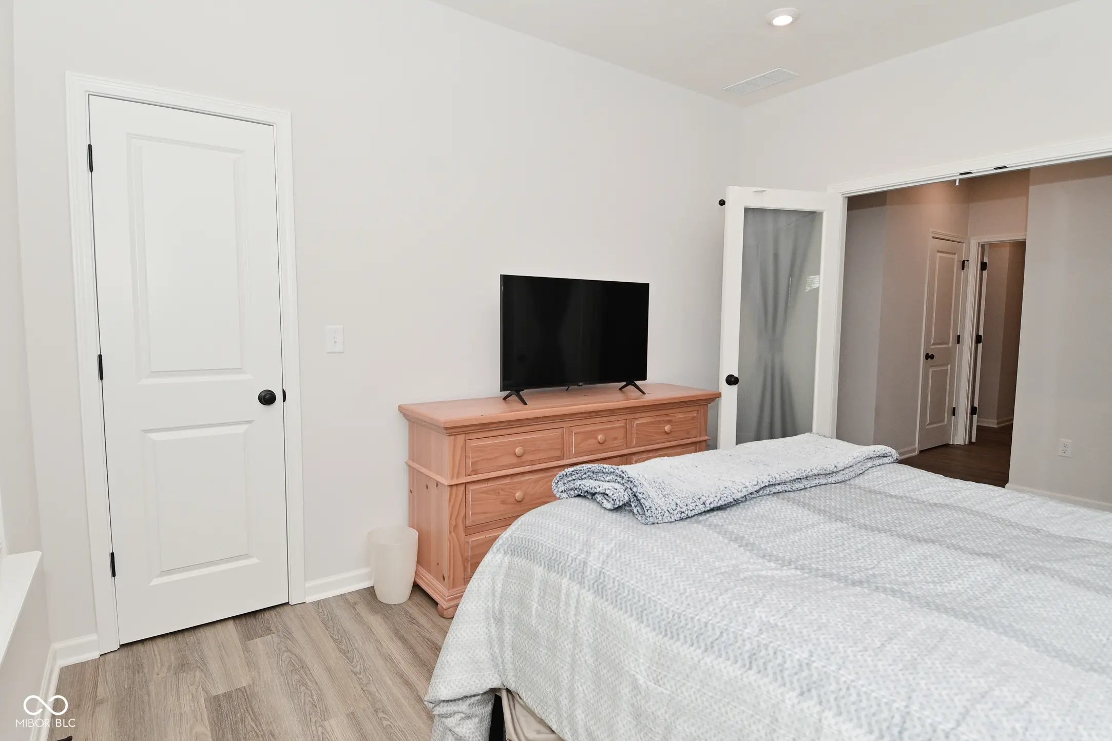 6662 Ambassador Drive MLS 22052114 Trescott photo 28