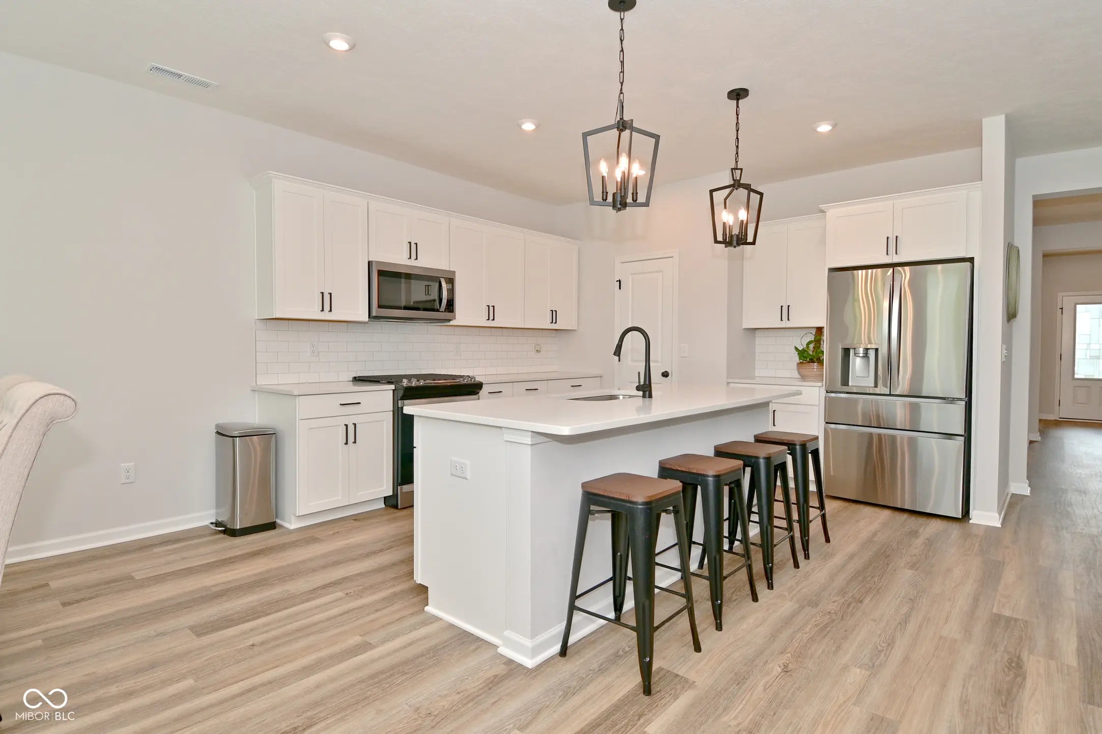 6662 Ambassador Drive MLS 22052114 Trescott photo 2