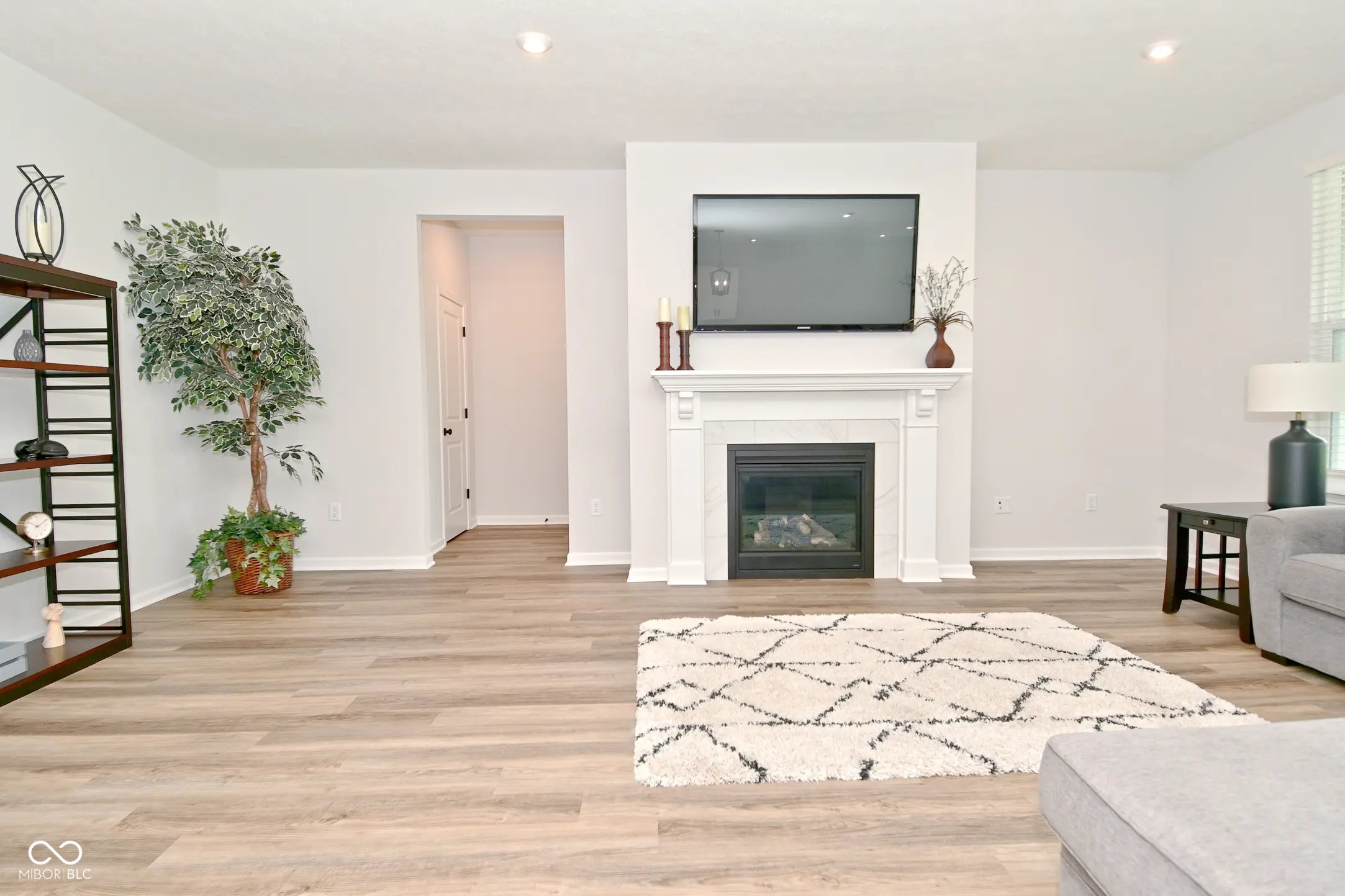 6662 Ambassador Drive MLS 22052114 Trescott photo 6