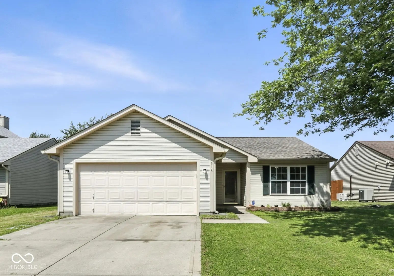 914 Washington Cove Lane, Indianapolis