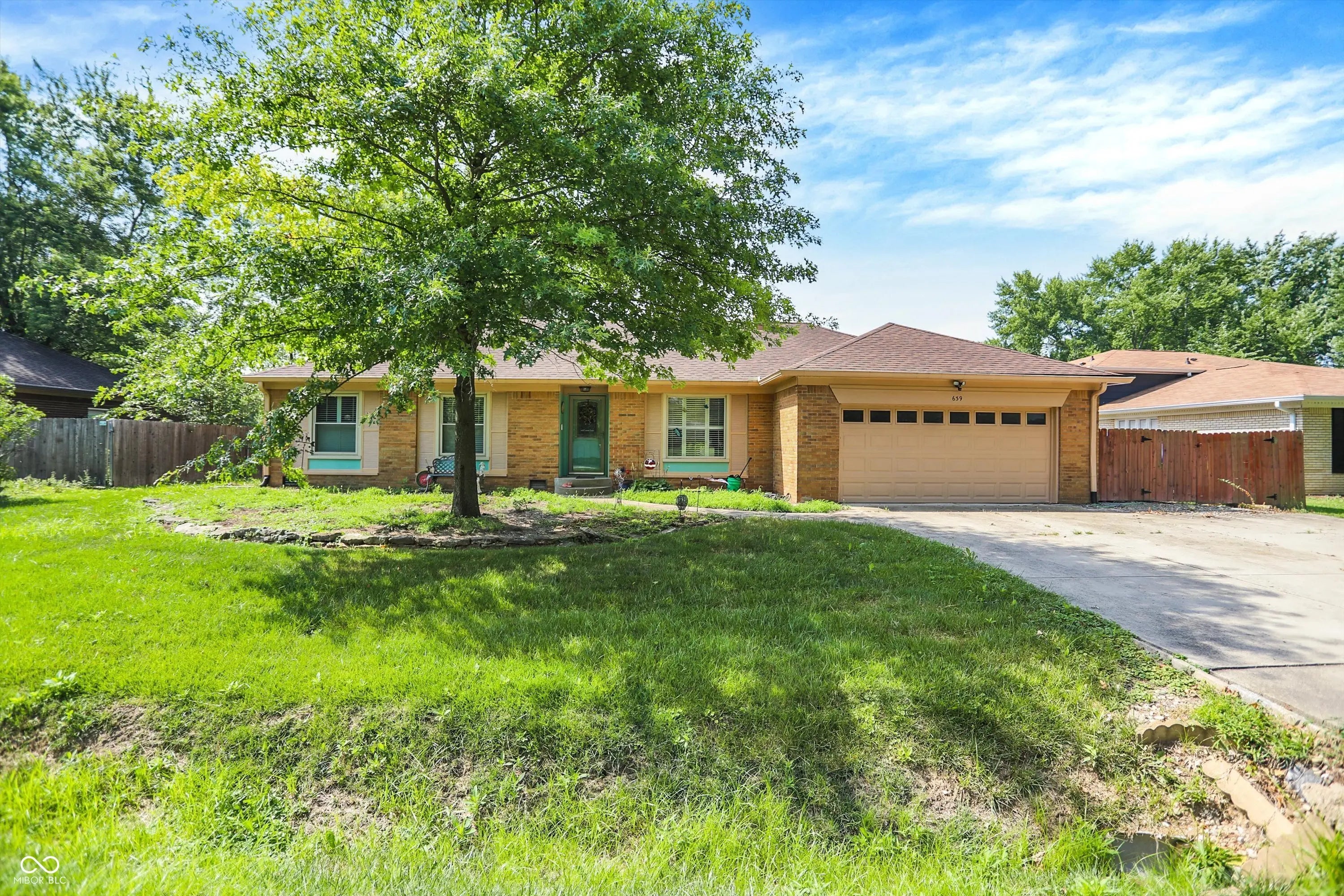 639 W Banta Road, Indianapolis