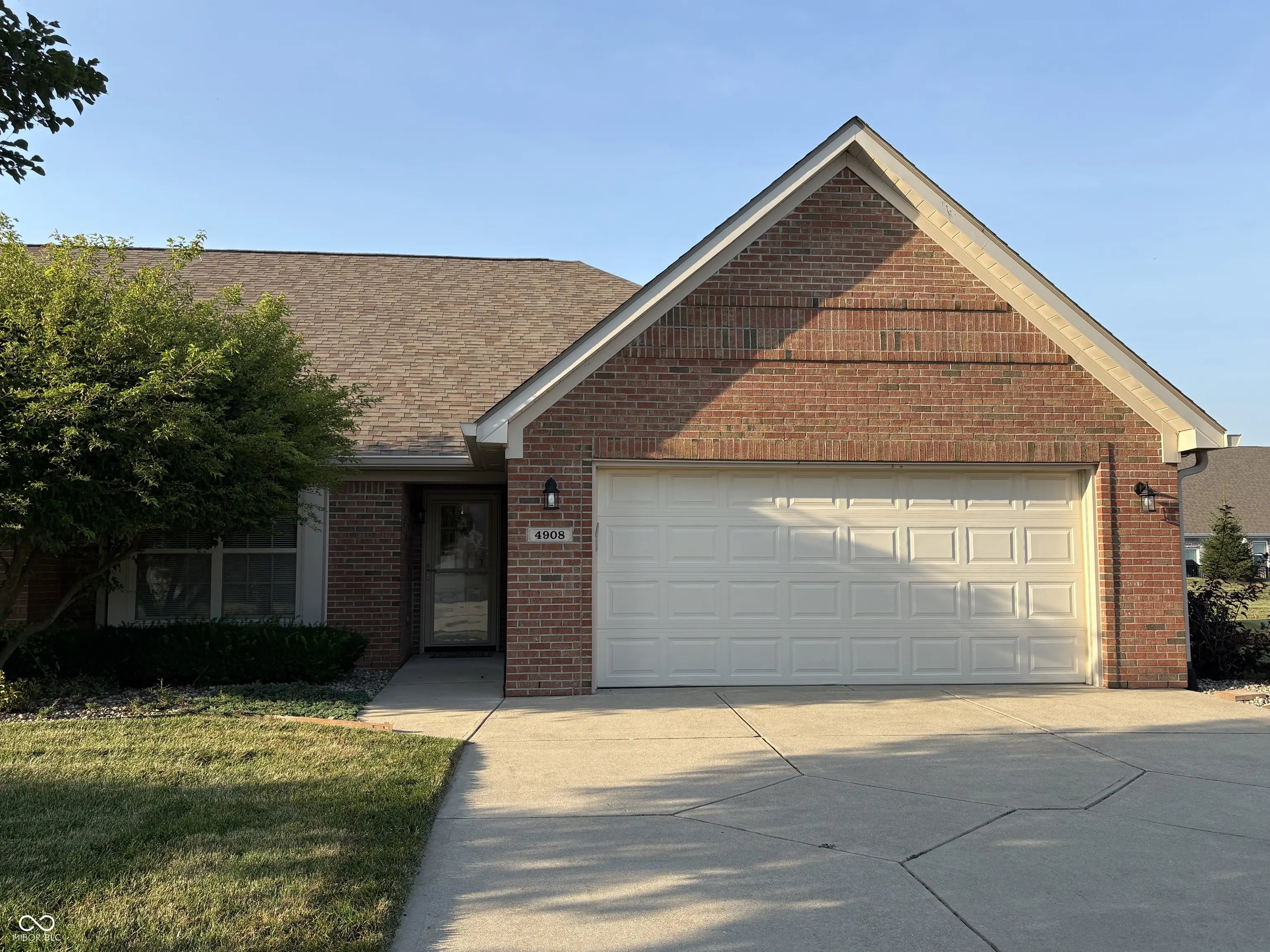 Photo of 4908 W Harrisburg Court New Palestine, IN 46163