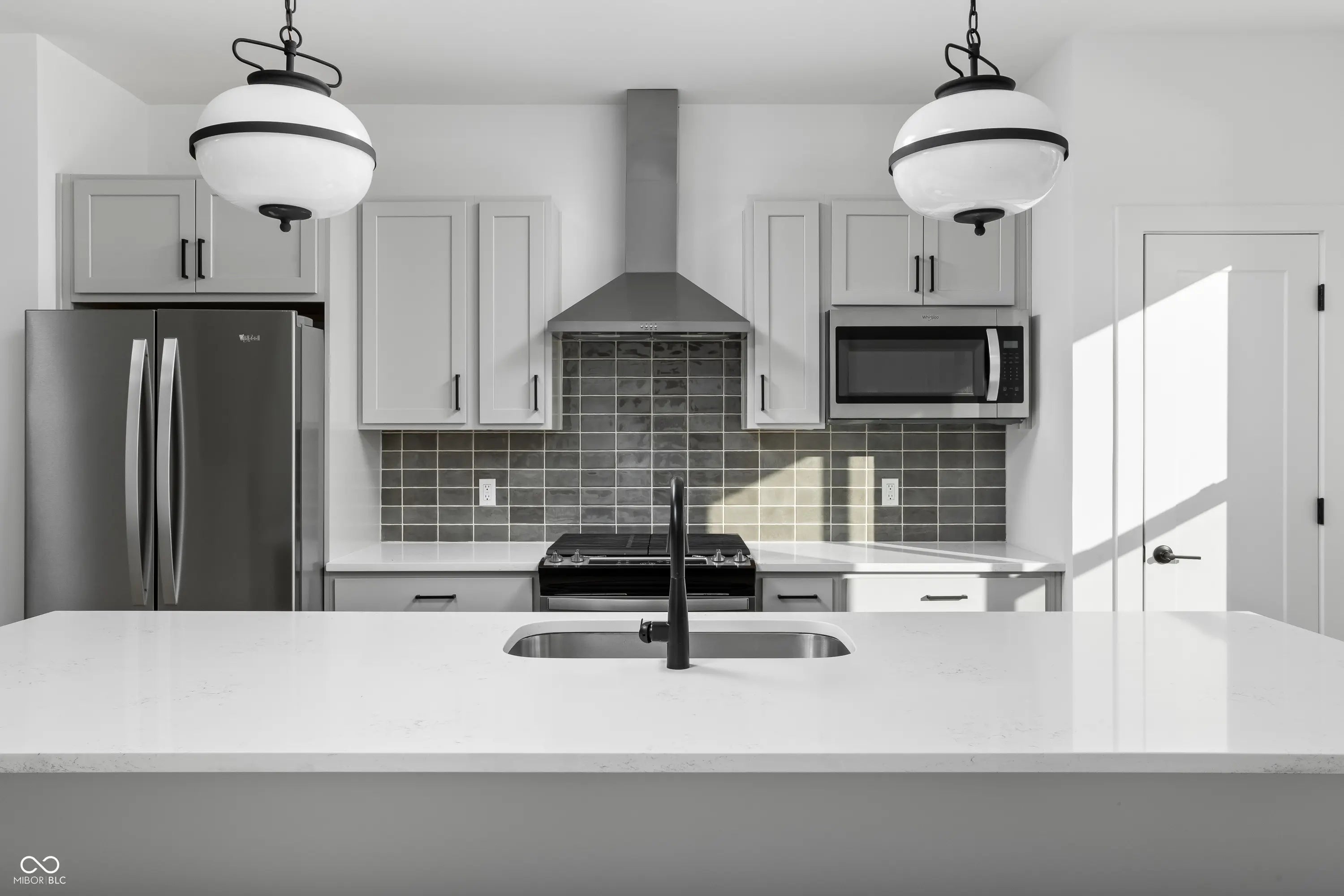 441 Leota Street MLS 22052429 Colere photo 9