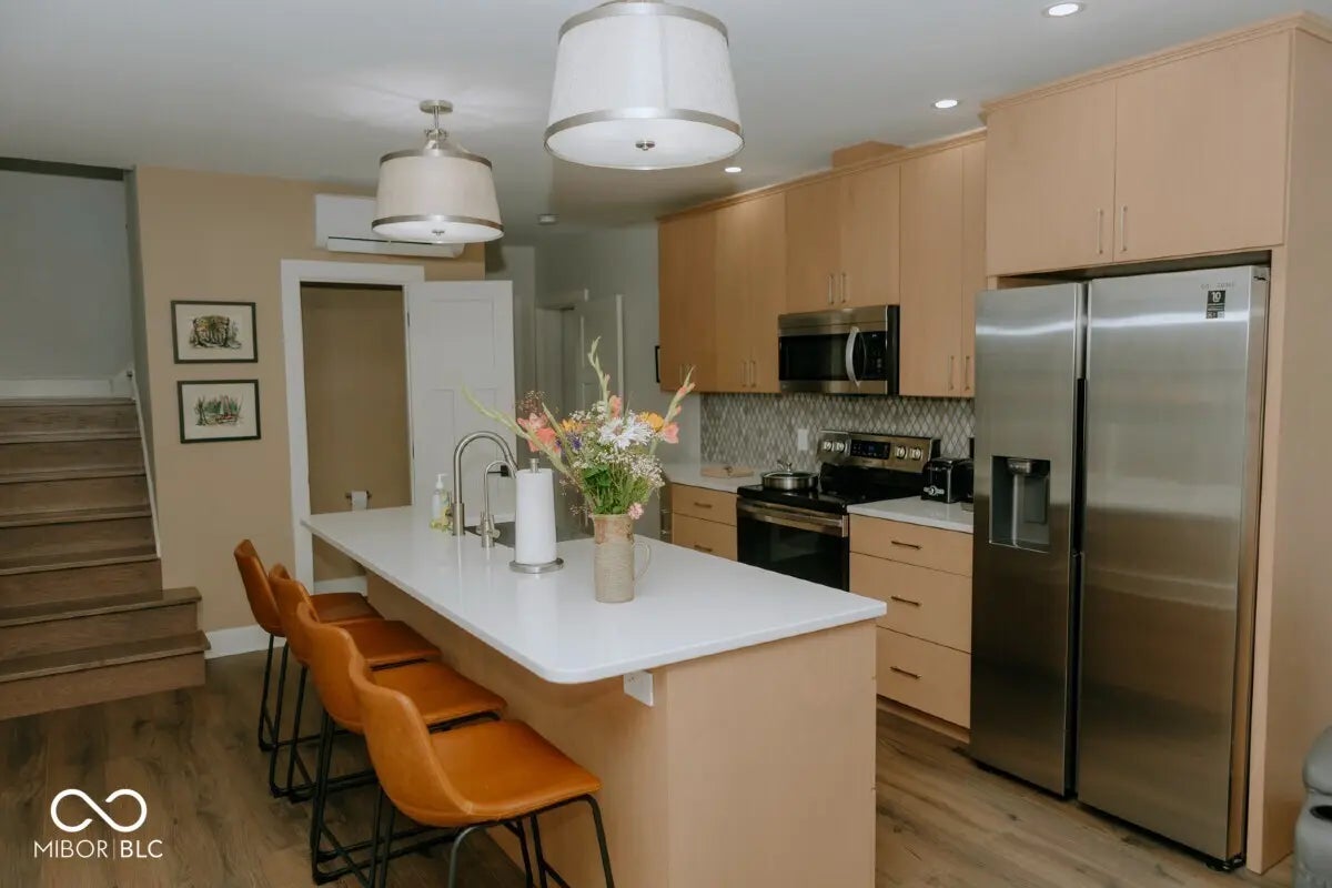 606/608 N Emerson Avenue MLS 22052514 Emerson Heights photo 1