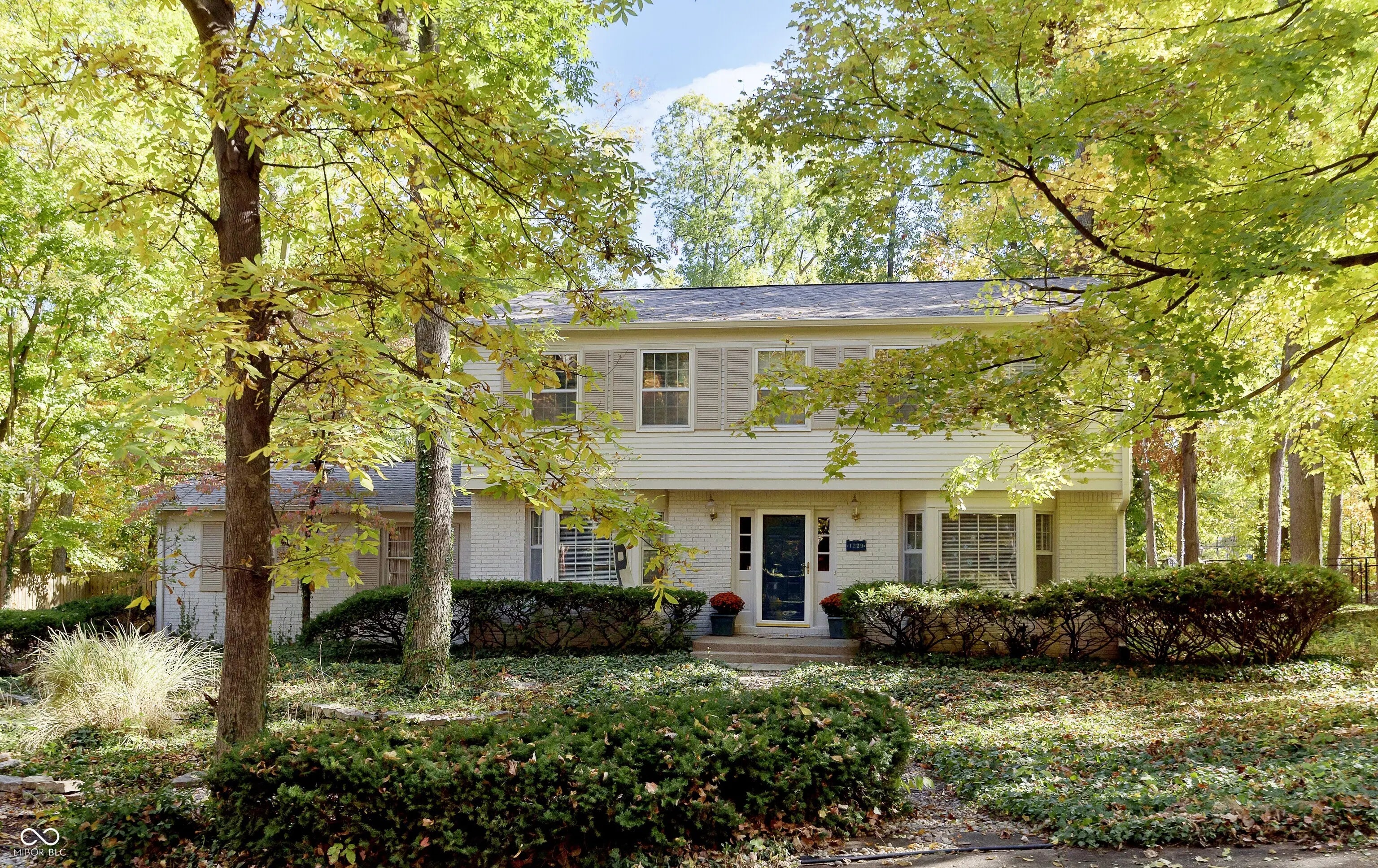 Photo of 1229 Ridge Road Carmel, IN 46033