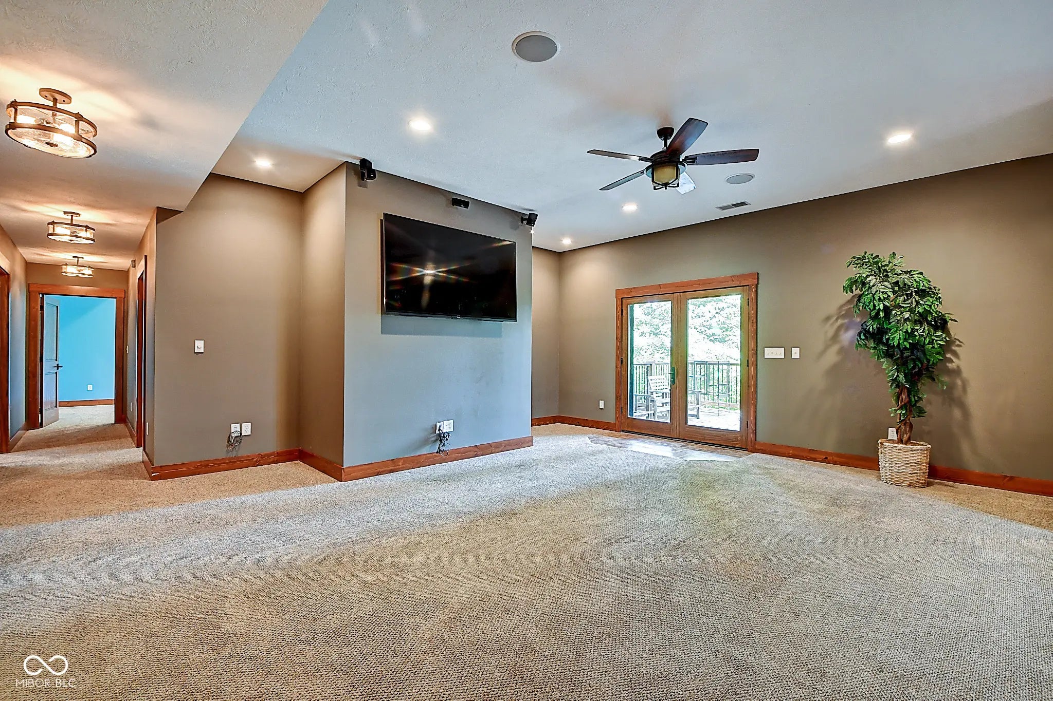 4568 State Road 135 S MLS 22052616 No Subdivision photo 32