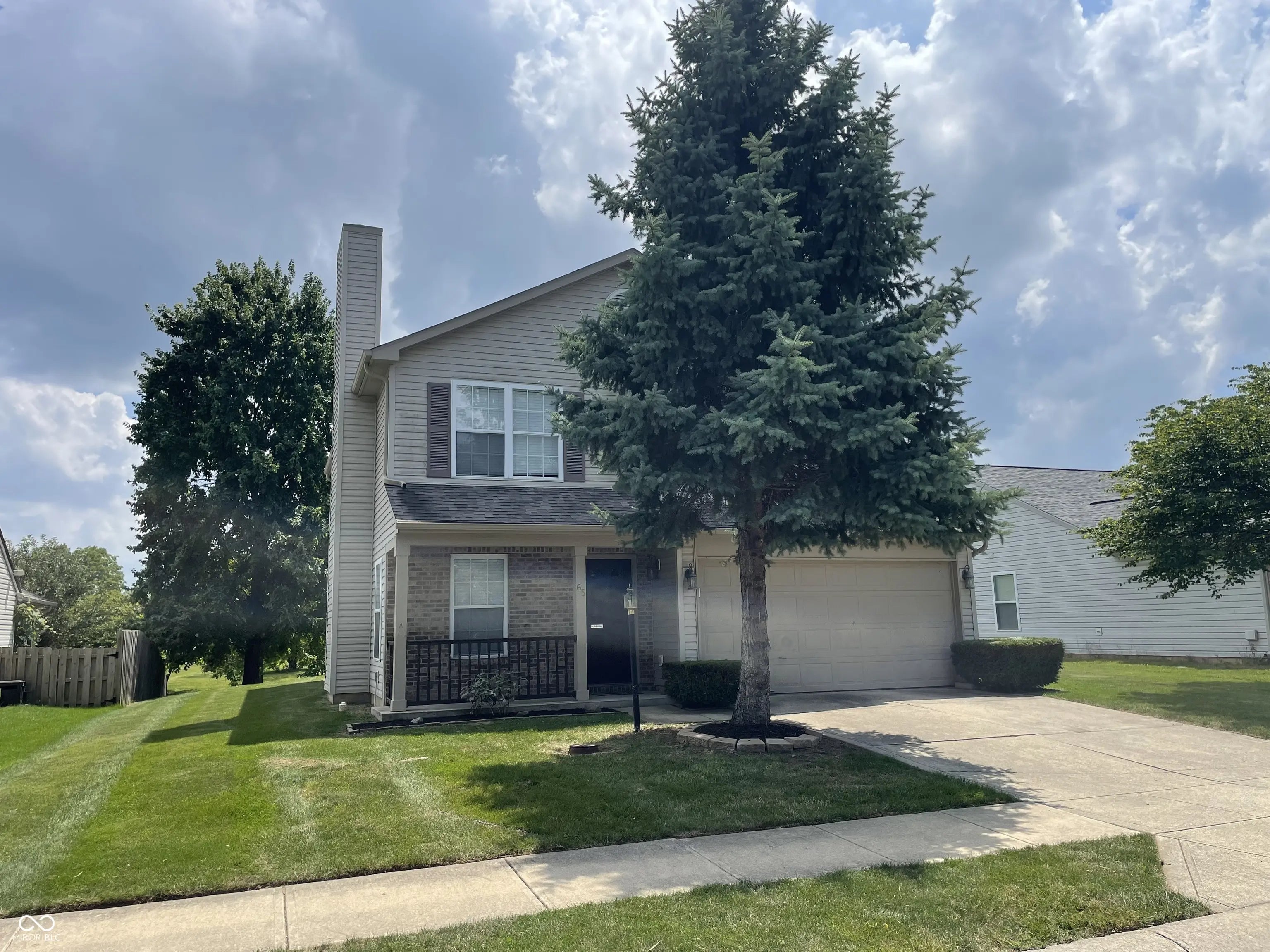 65 E Pine Ridge Drive, Westfield