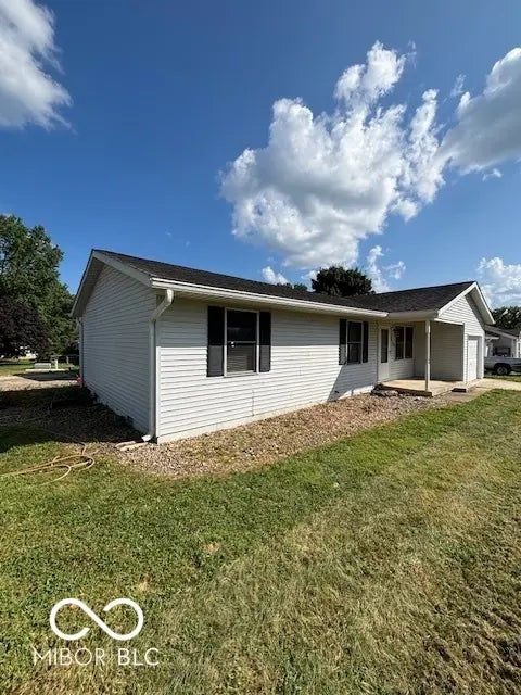 5912 S Charlie Avenue, Bloomington