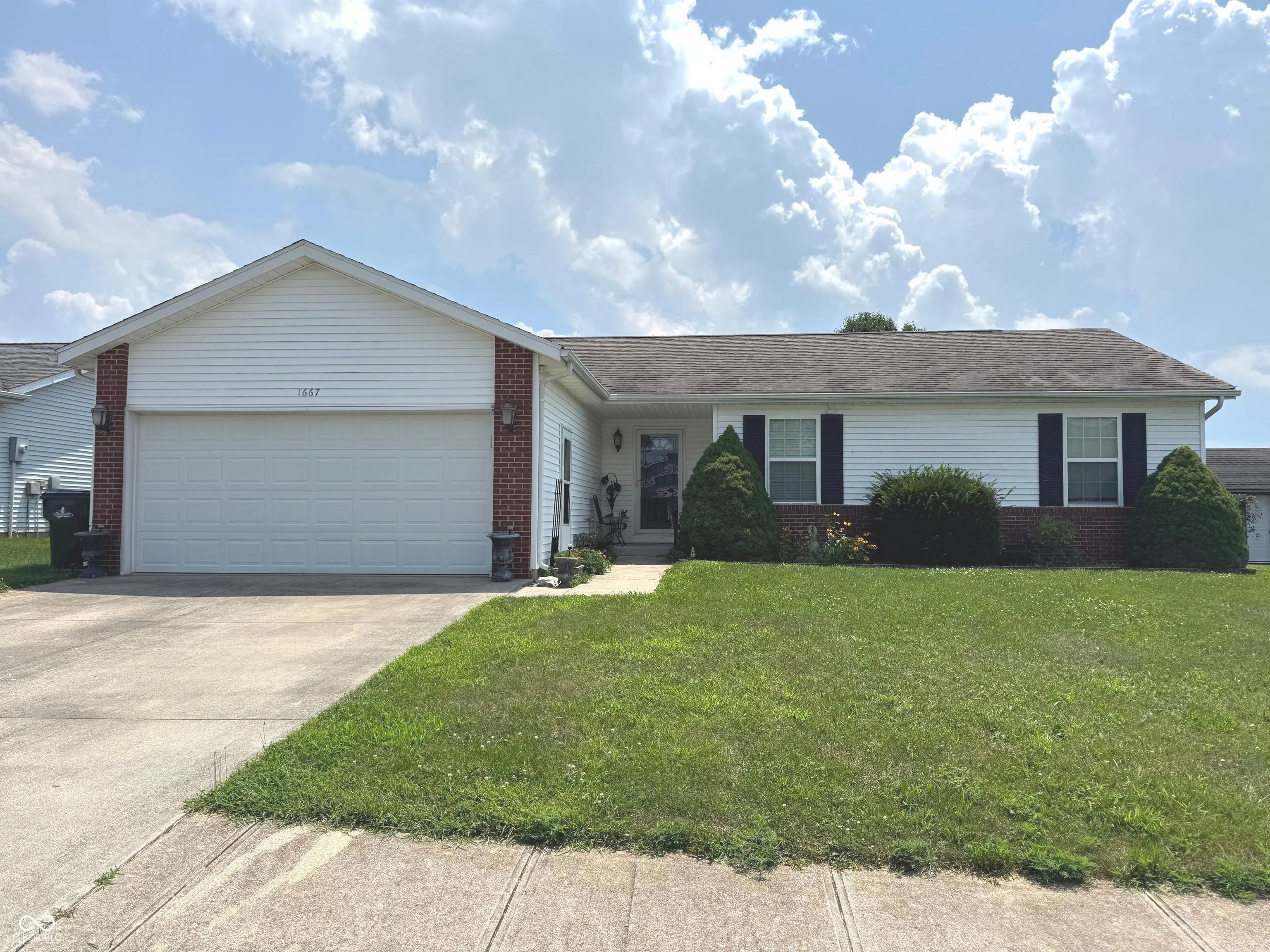 1667 W Freedom Street, Greensburg