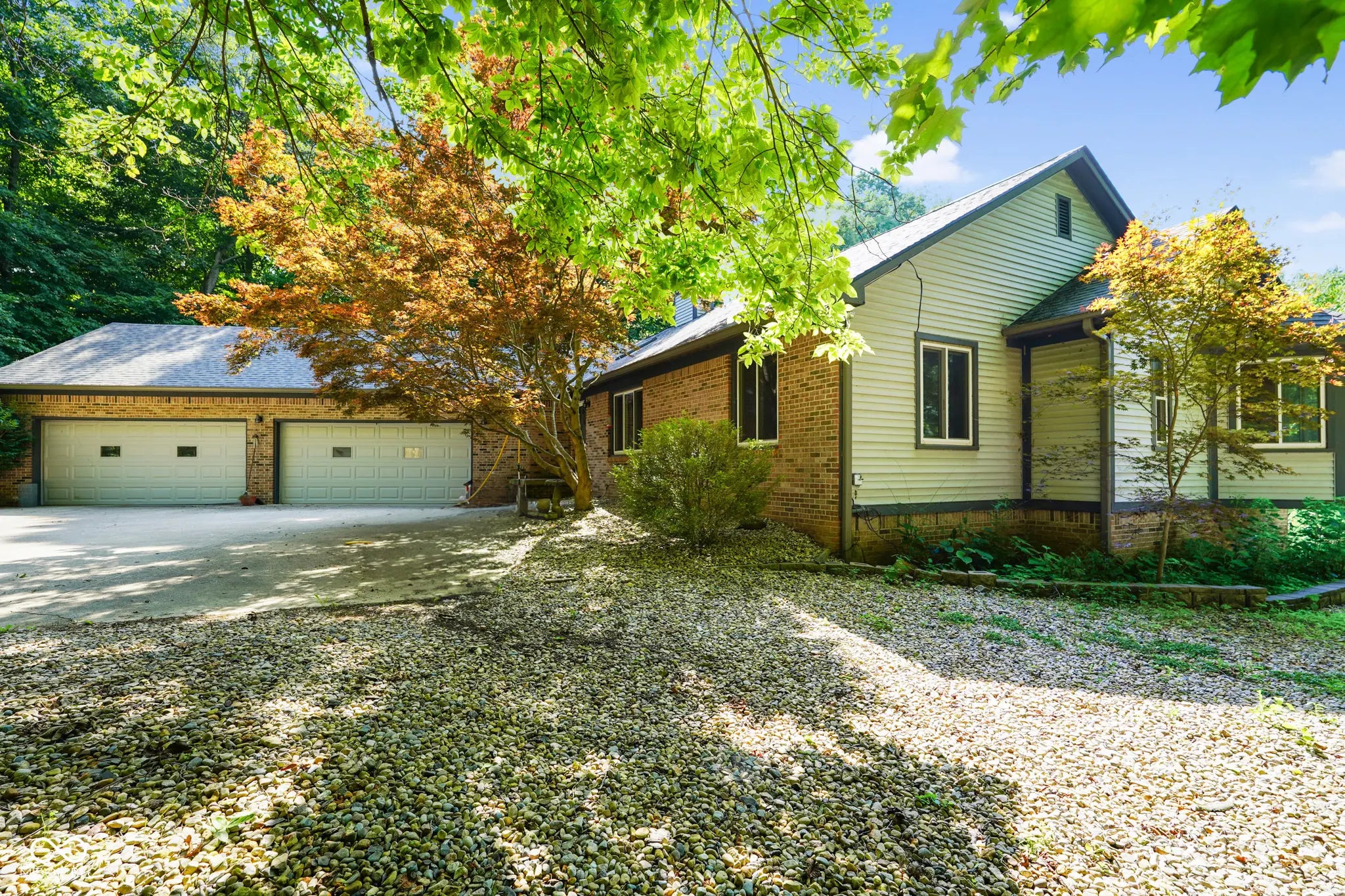 5475 Lincoln Road, Martinsville