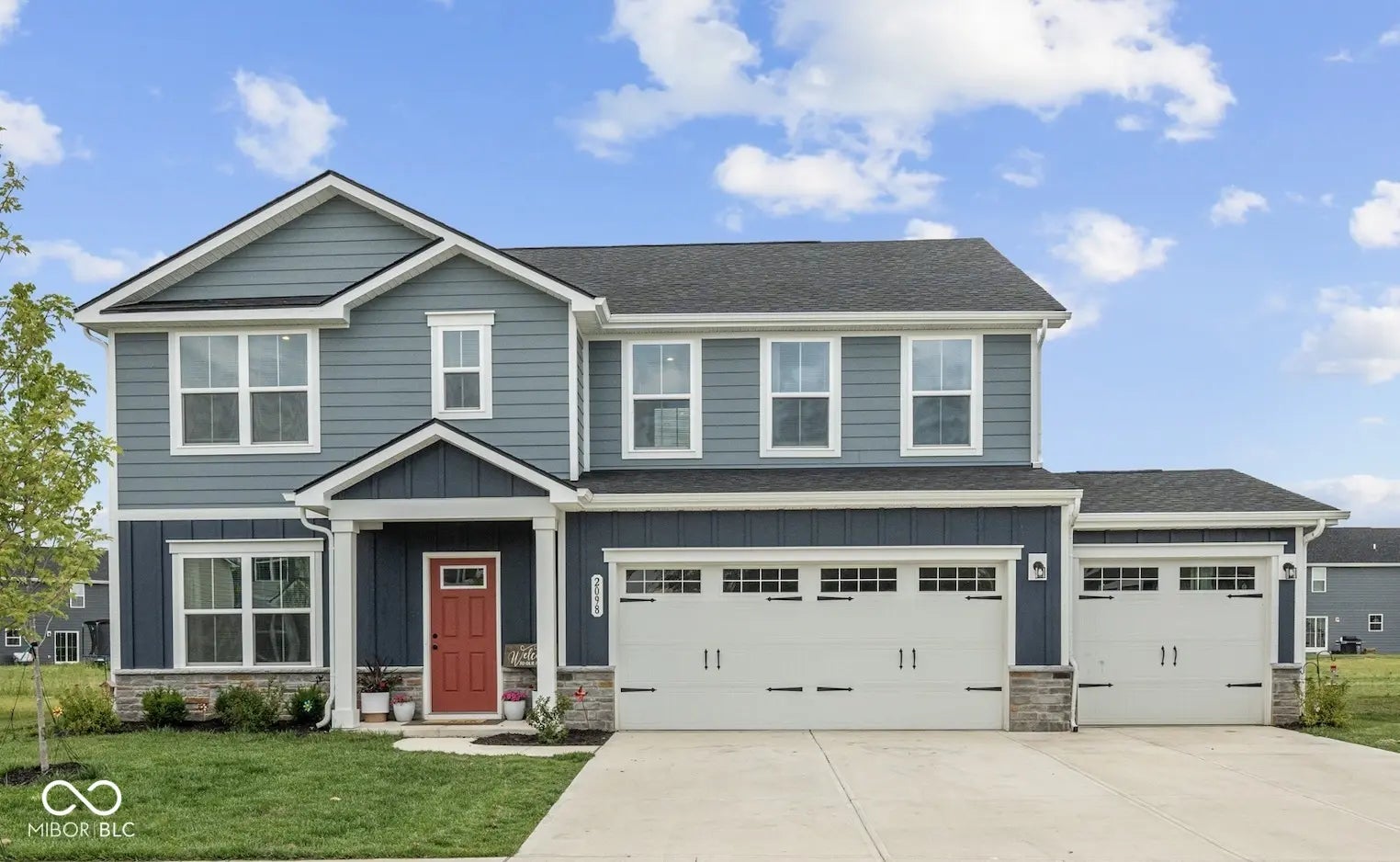 2098 Holiday Crk Drive, Whitestown