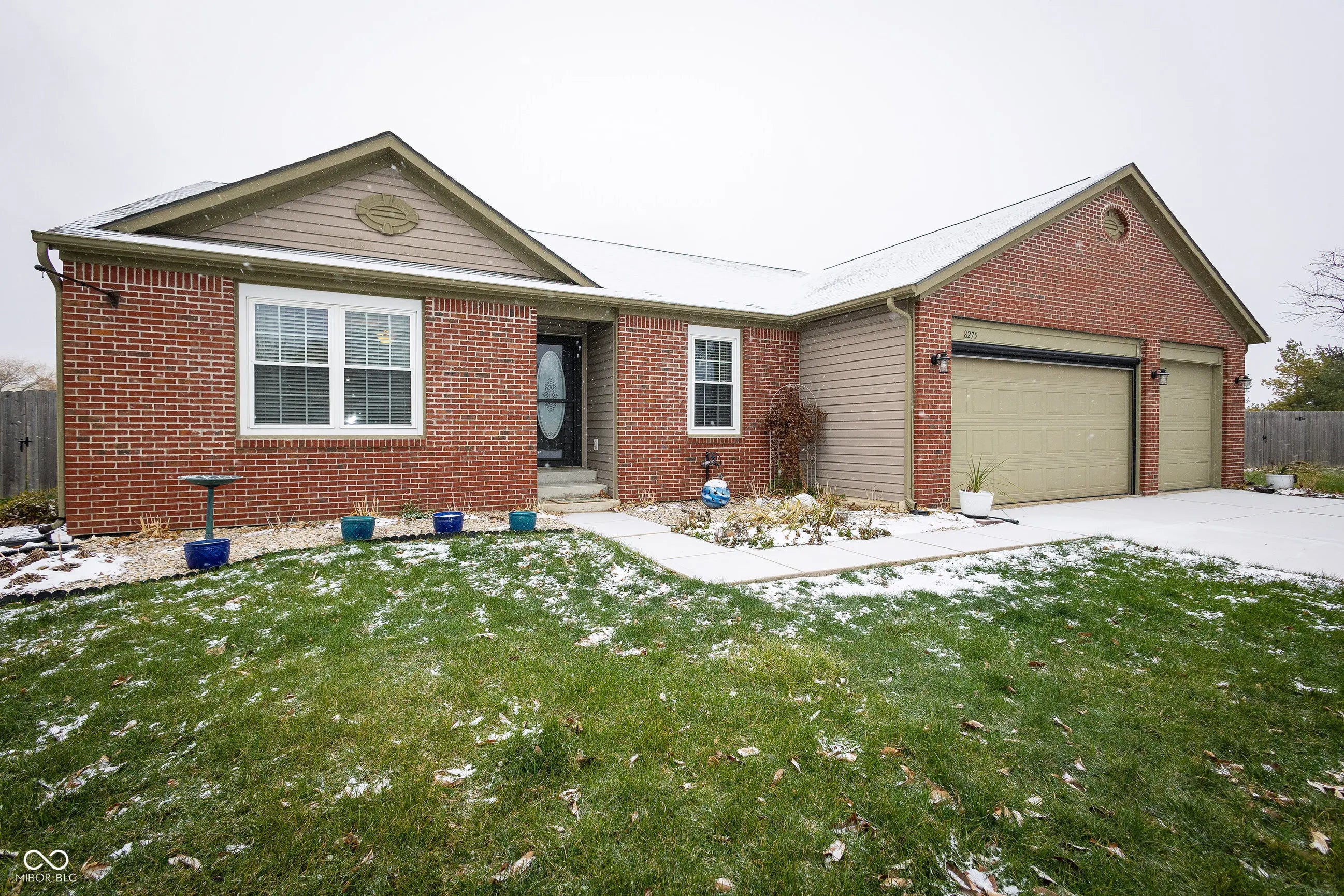 8275 Locke Circle, Avon