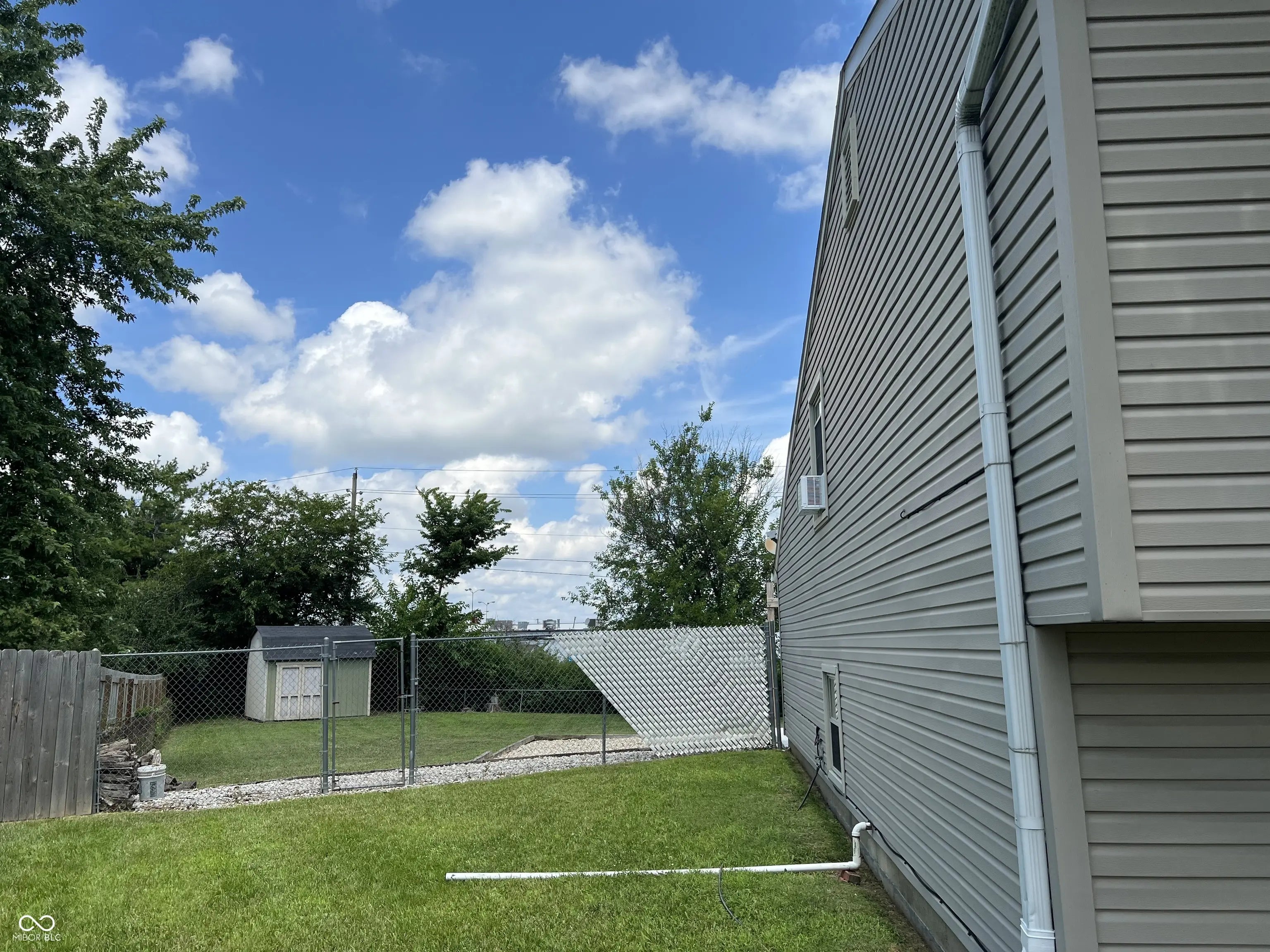 5218 Padre Lane MLS 22053261 Arlington Acres North photo 3