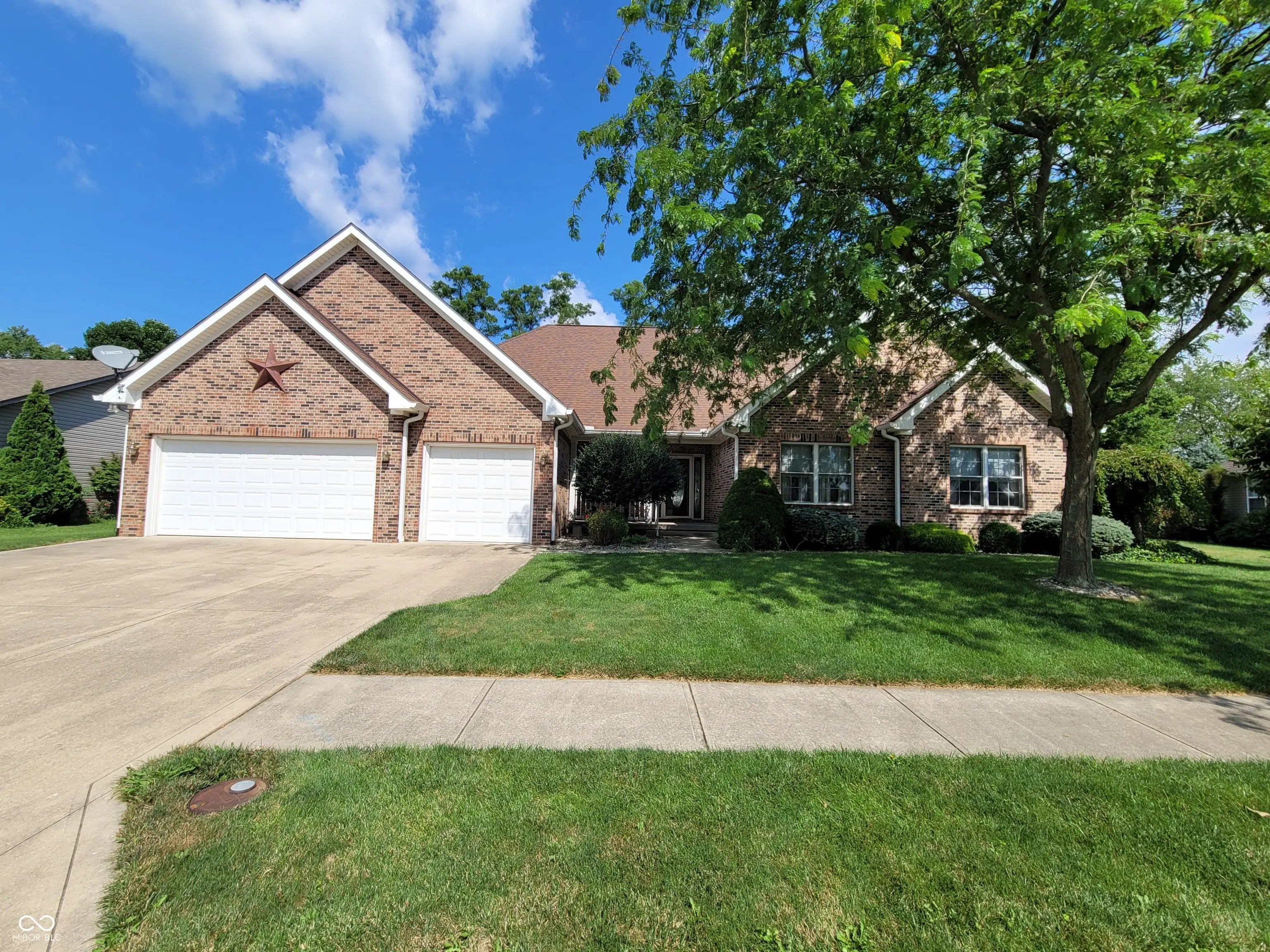 1212 N Jason Lane, Rushville