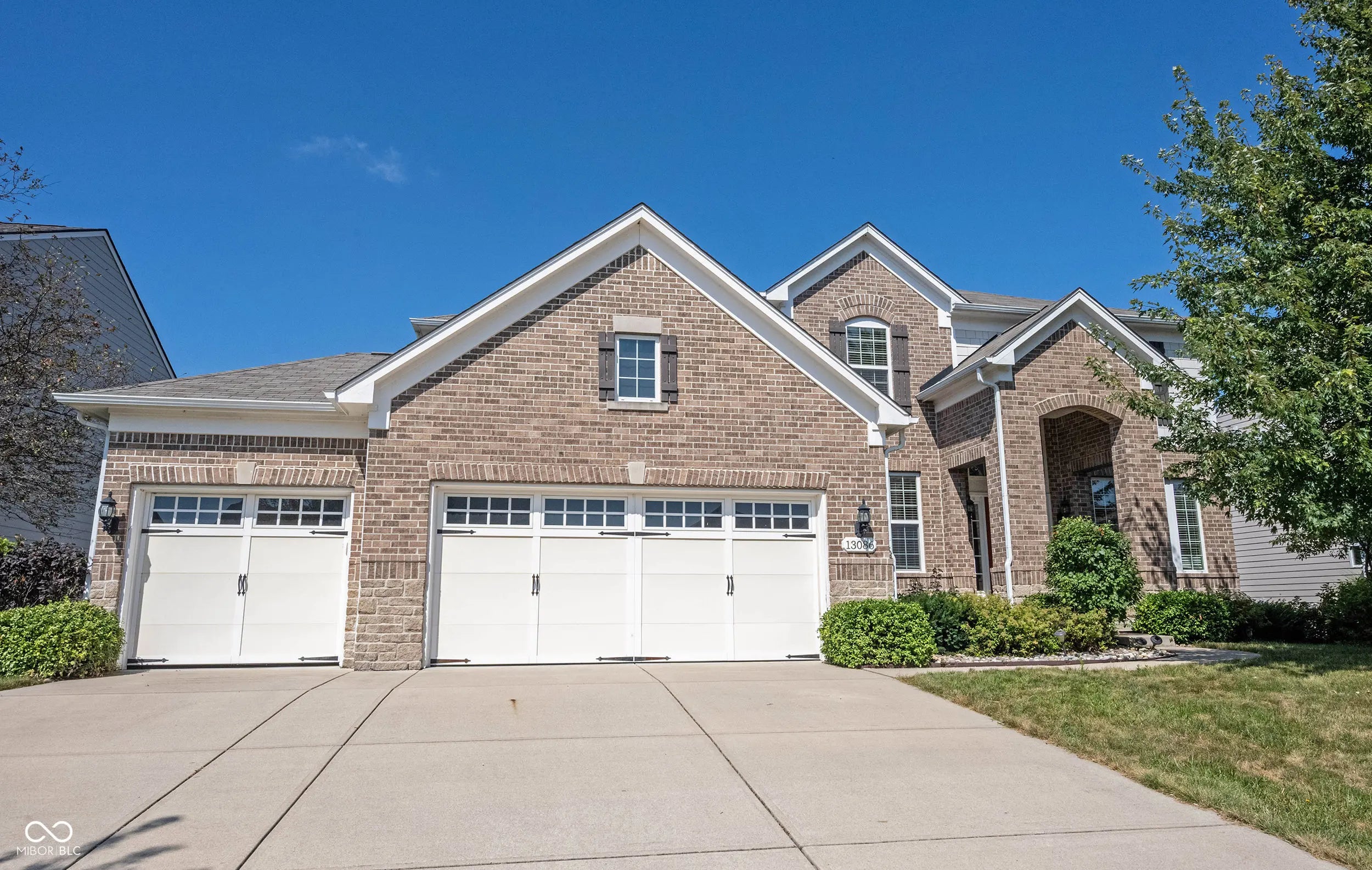 13086 Avon Cross Way, Fishers