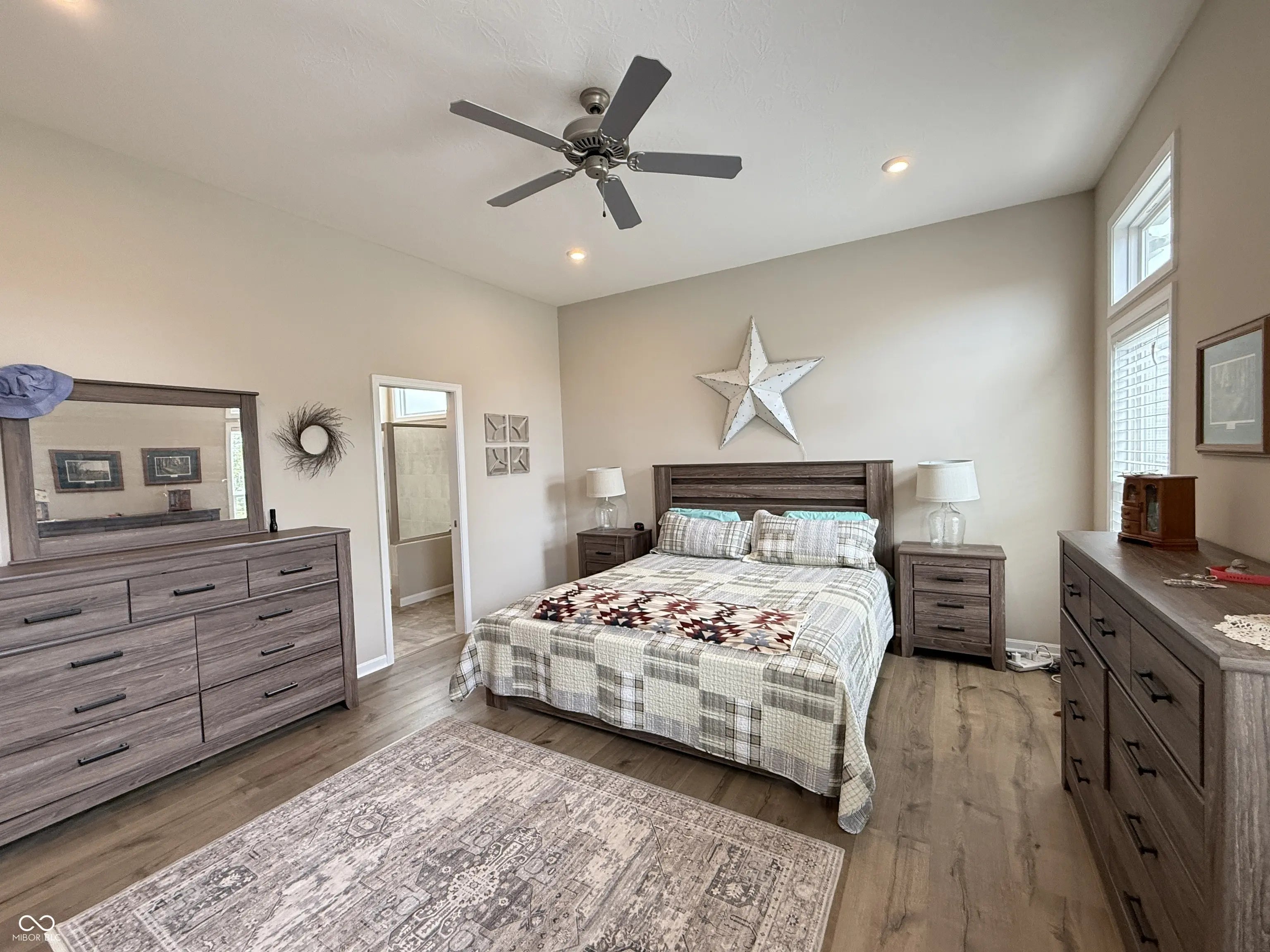 1400 W Springhurst Boulevard MLS 22053366 Meadow At Springhurst photo 10