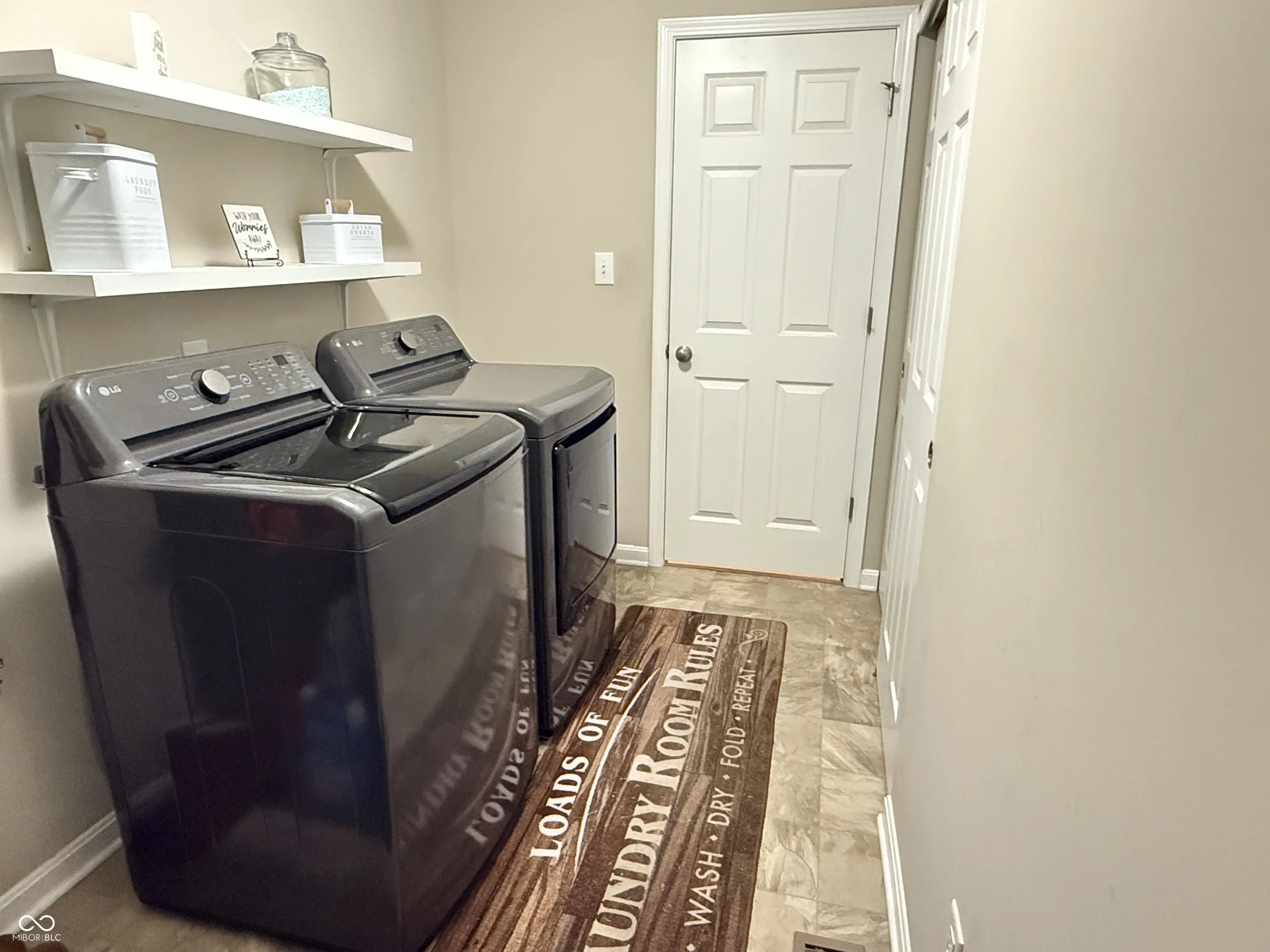 1400 W Springhurst Boulevard MLS 22053366 Meadow At Springhurst photo 13