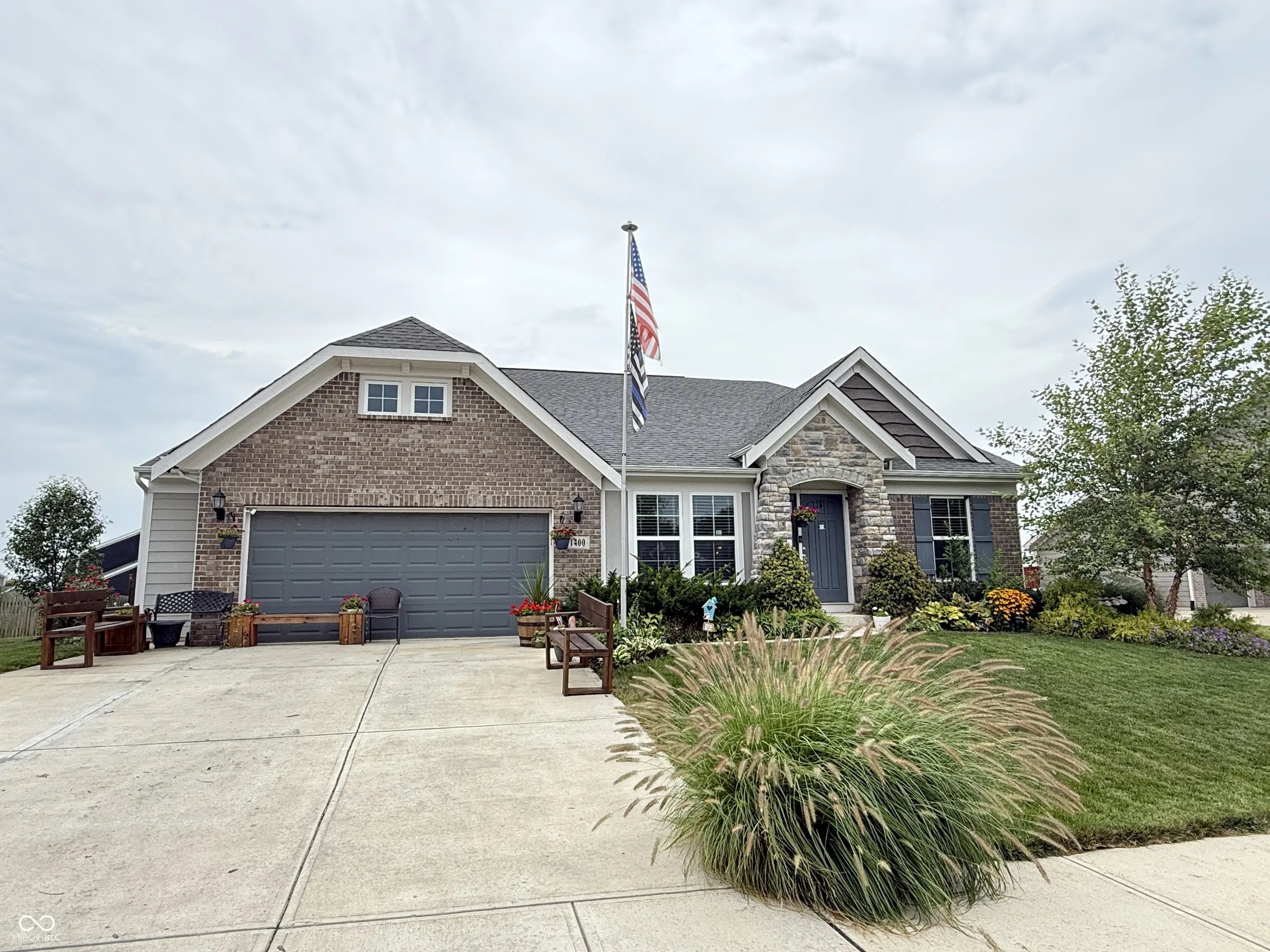 1400 W Springhurst Boulevard MLS 22053366 Meadow At Springhurst photo 2