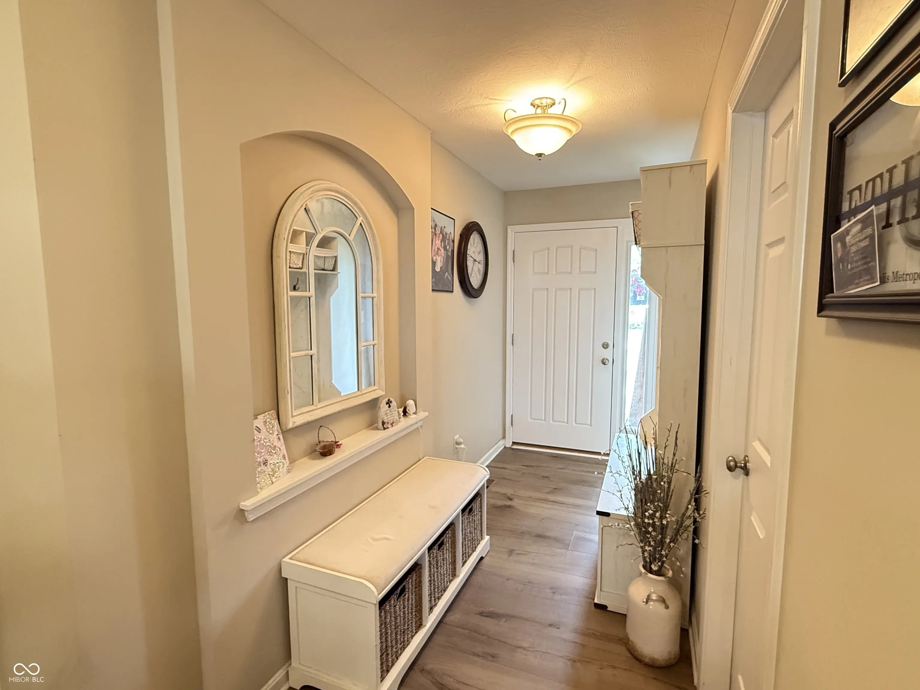 1400 W Springhurst Boulevard MLS 22053366 Meadow At Springhurst photo 3