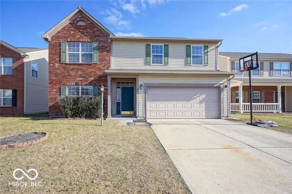 12325 Schoolhouse Road, Fishers