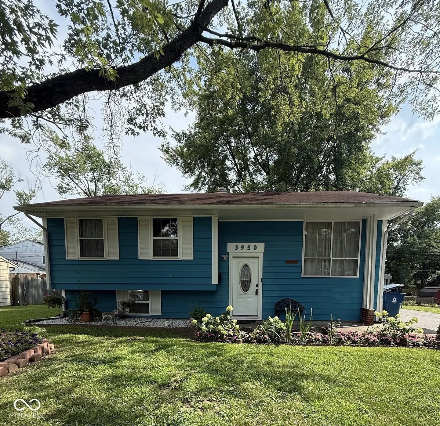 3950 Steinmetz Drive, Indianapolis